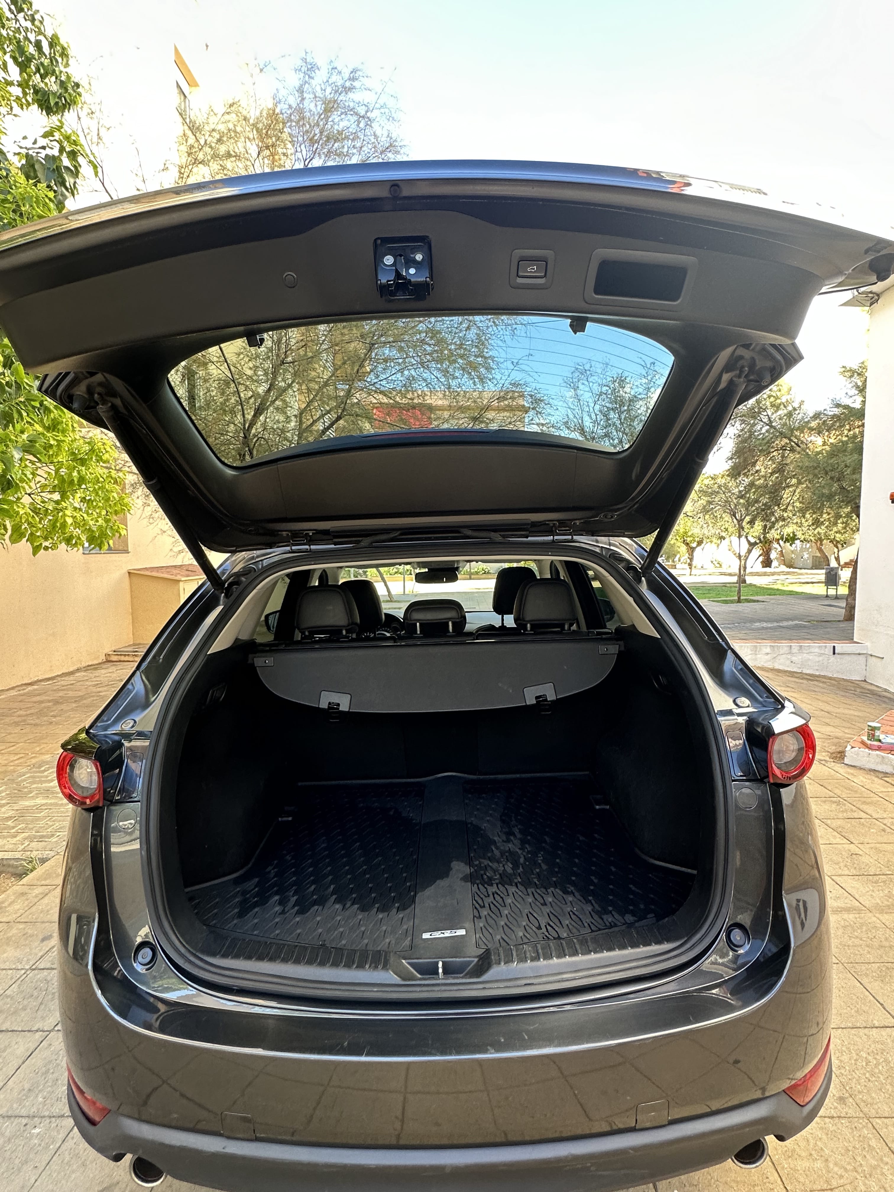 Mazda CX-5 Grand Touring 2,5 con Tracción cuatro ruedas