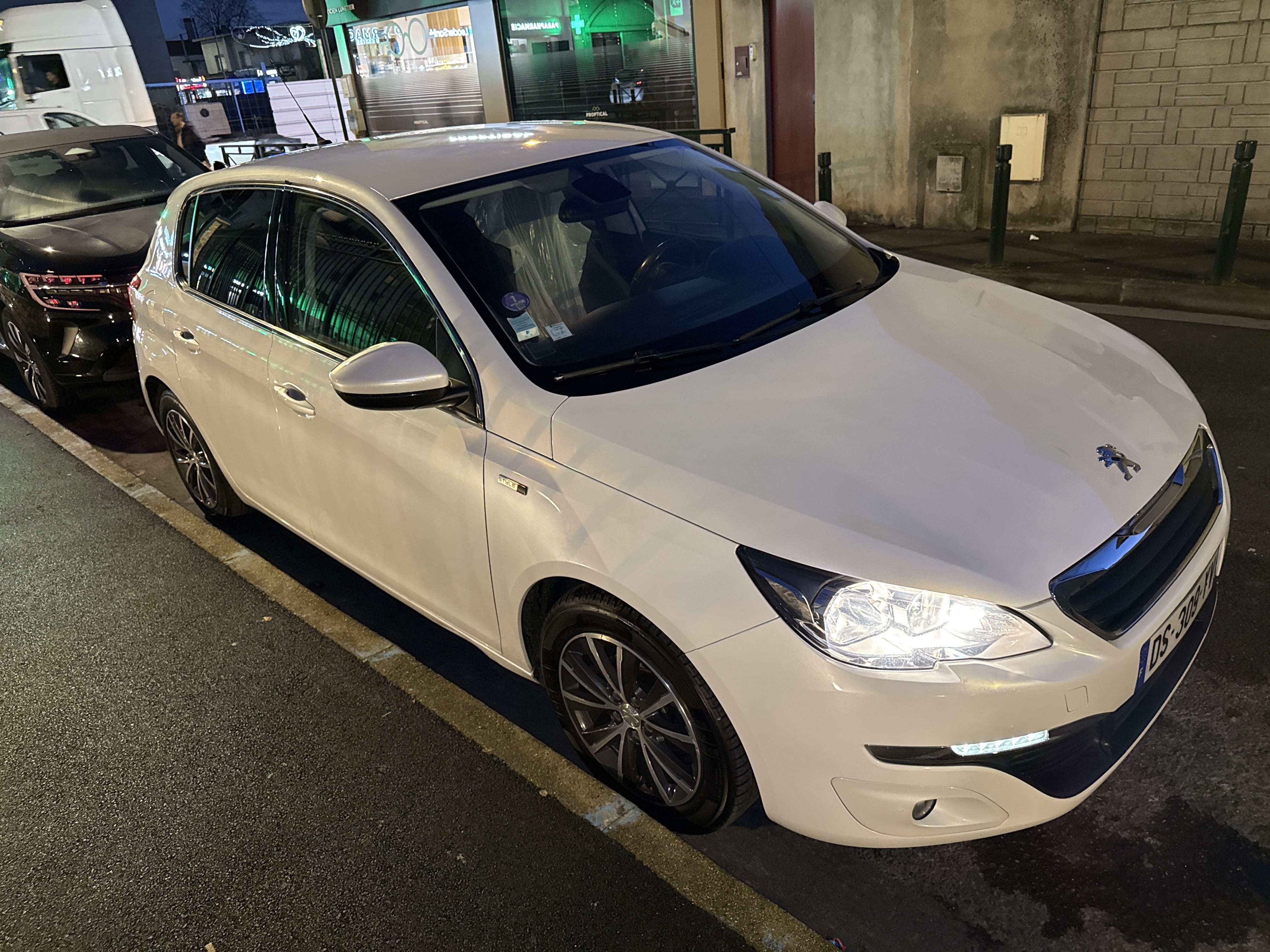 Peugeot 308 avec Climatisation