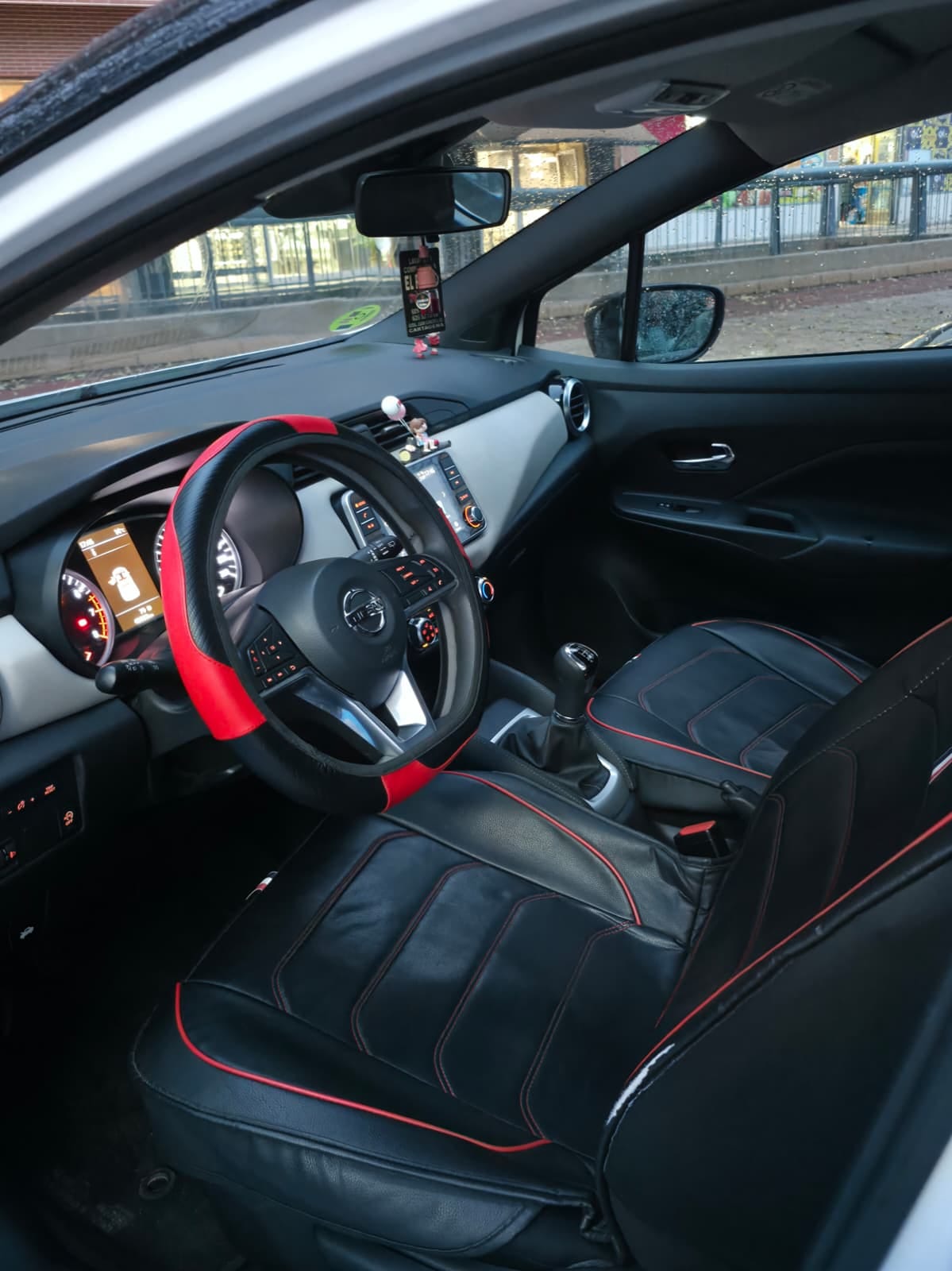 Nissan Micra met Bluetooth audio