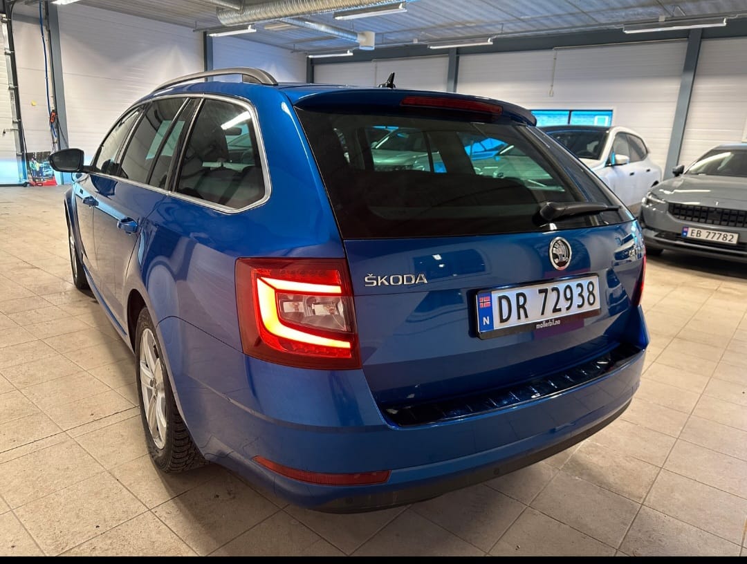 Skoda Octavia med GPS