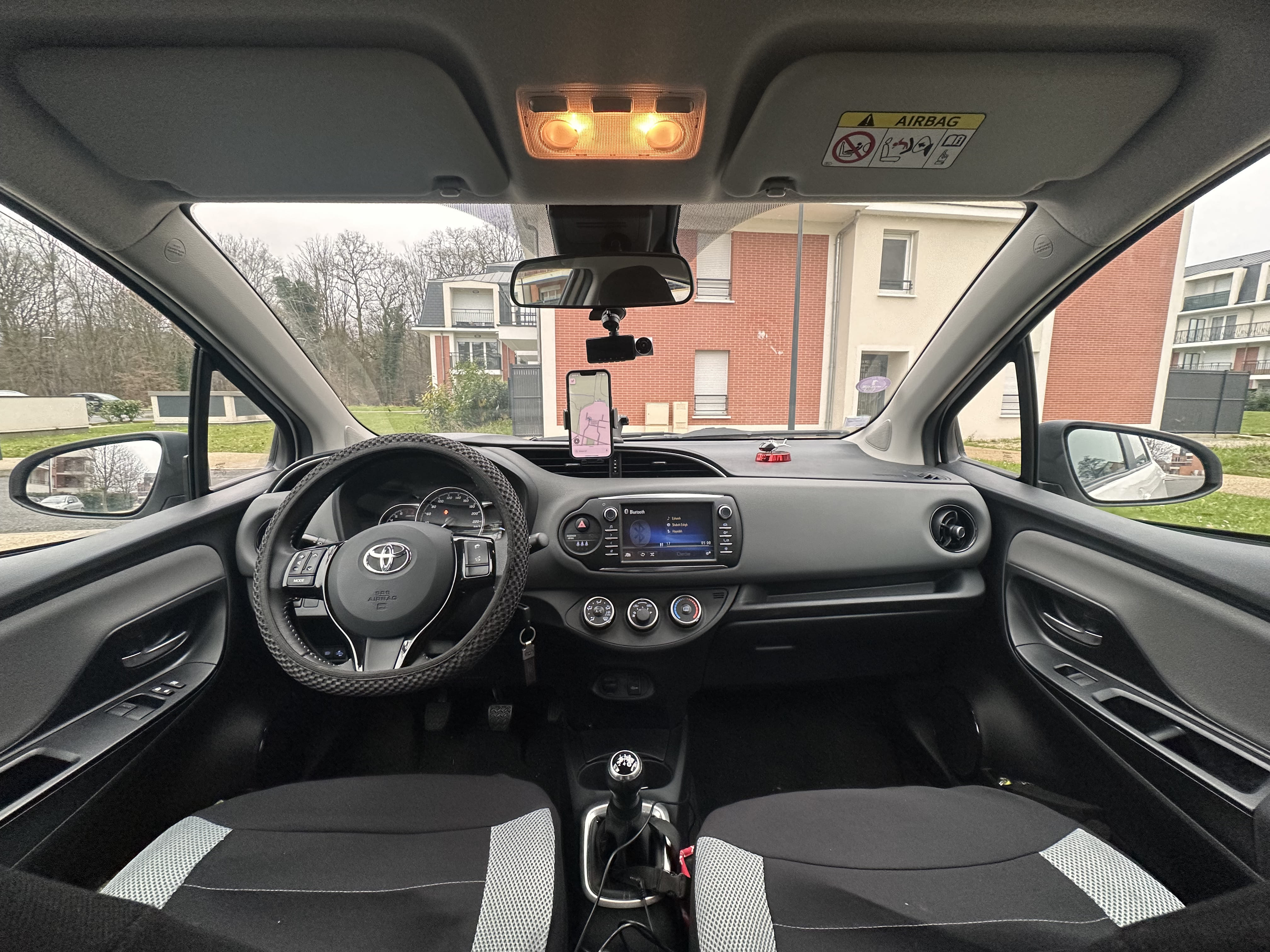 Toyota Yaris 5-Door L