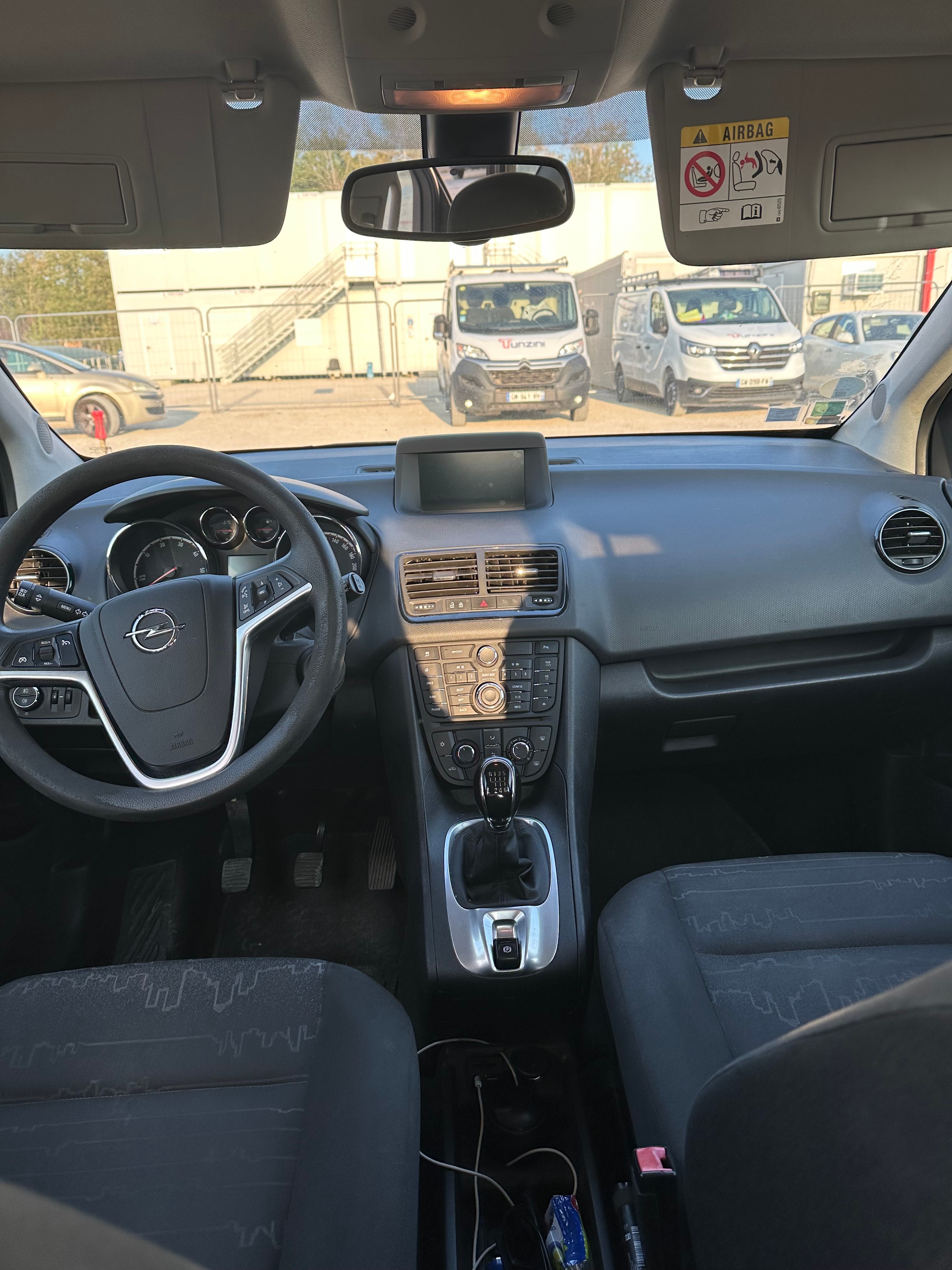 Opel Meriva avec GPS
