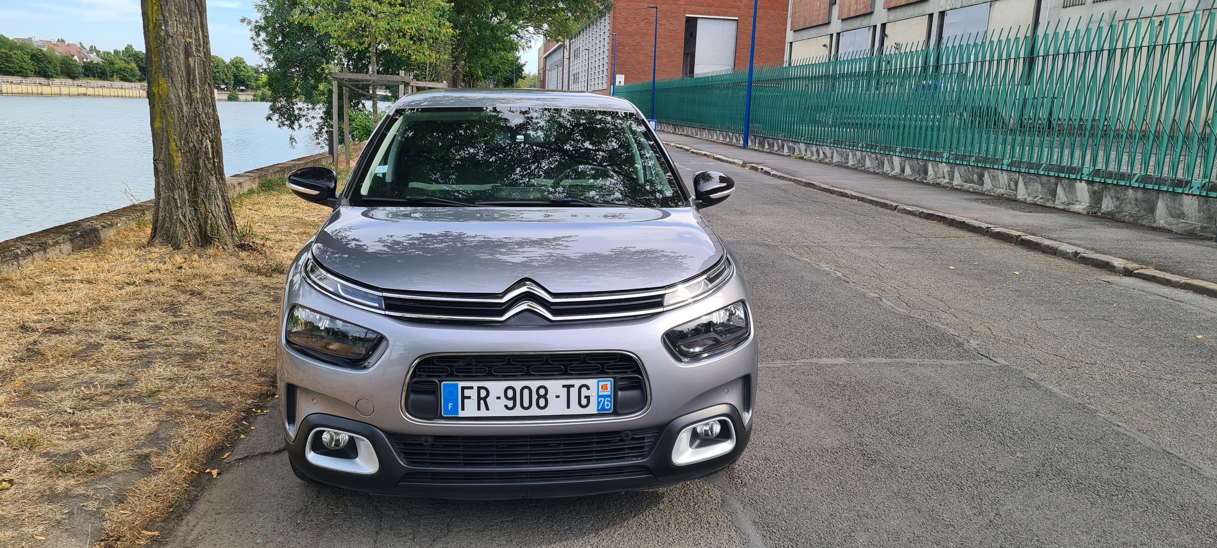 Citroen C4 Cactus with Cruise control