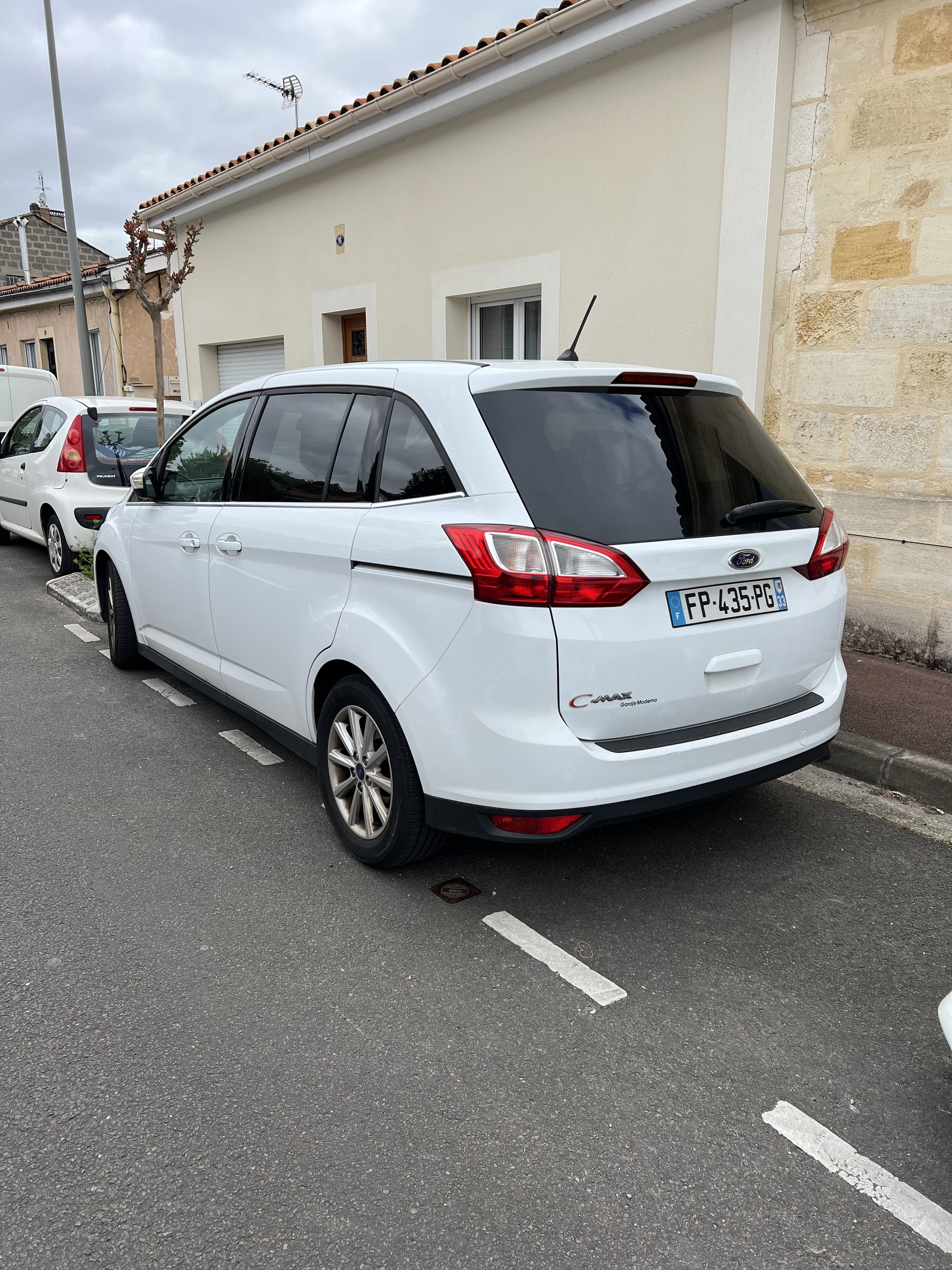 Ford Grand C-Max avec Régulateur de vitesse