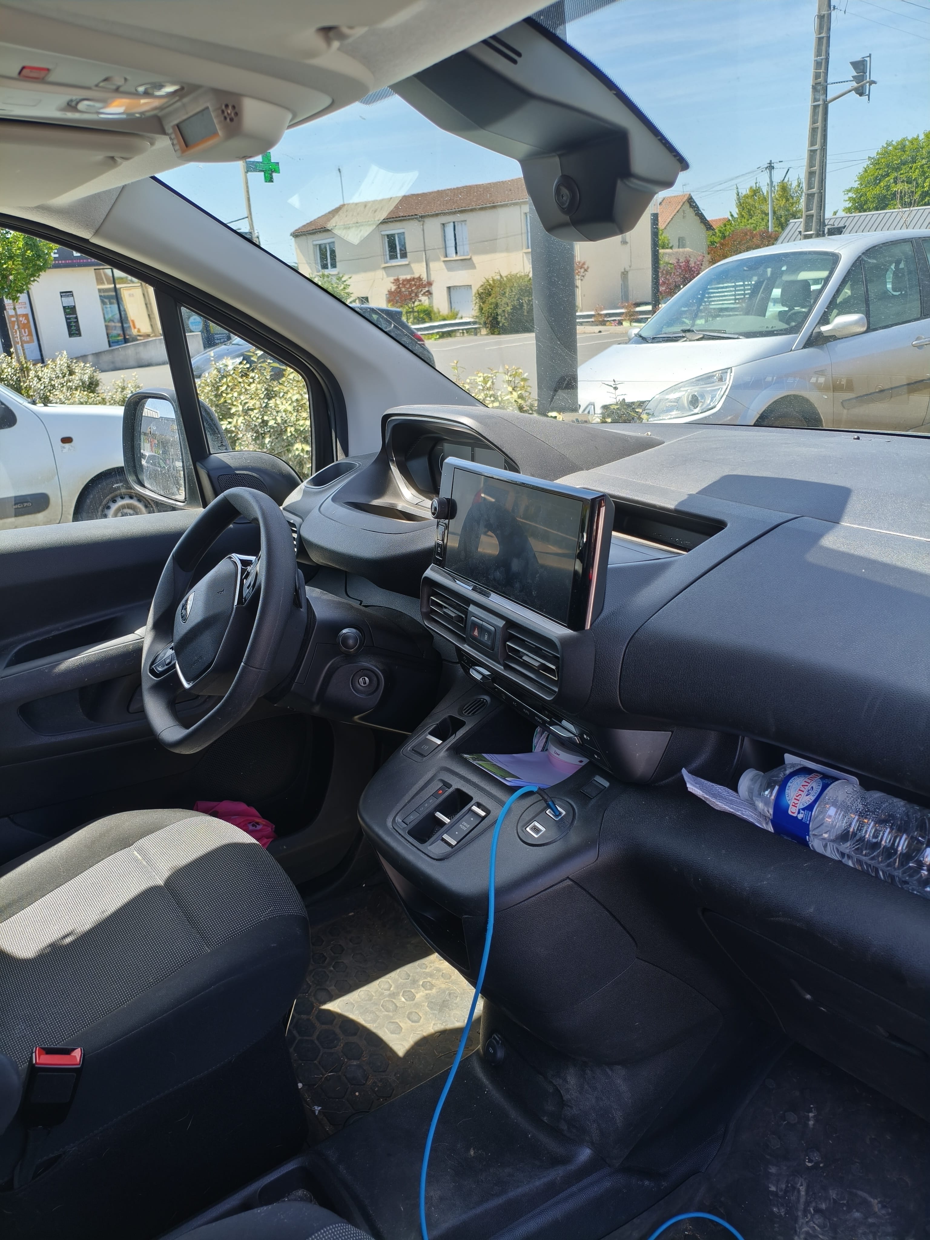 Peugeot Partner avec GPS