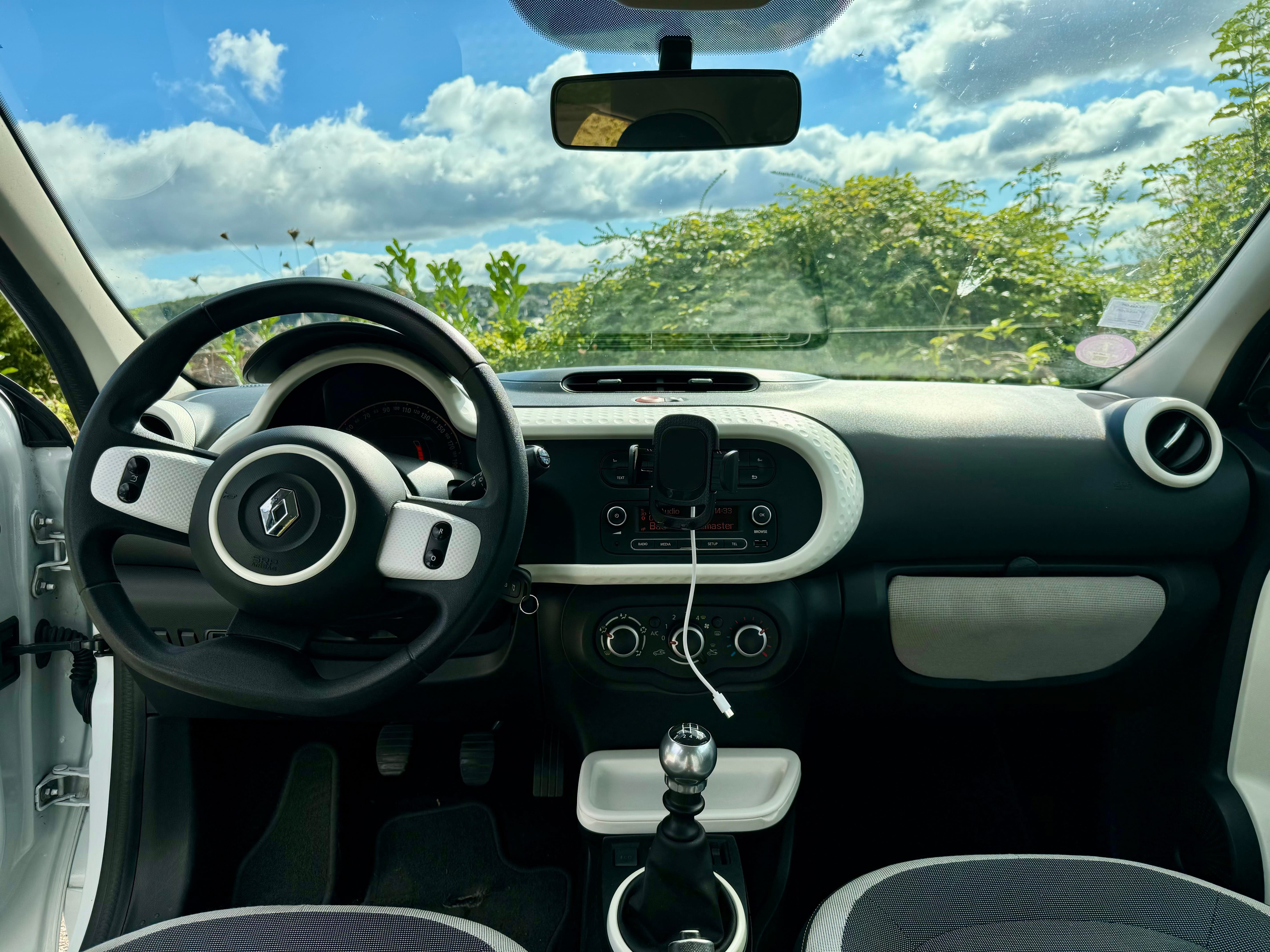 Renault Twingo III LIMITED avec Entrée audio / iPod