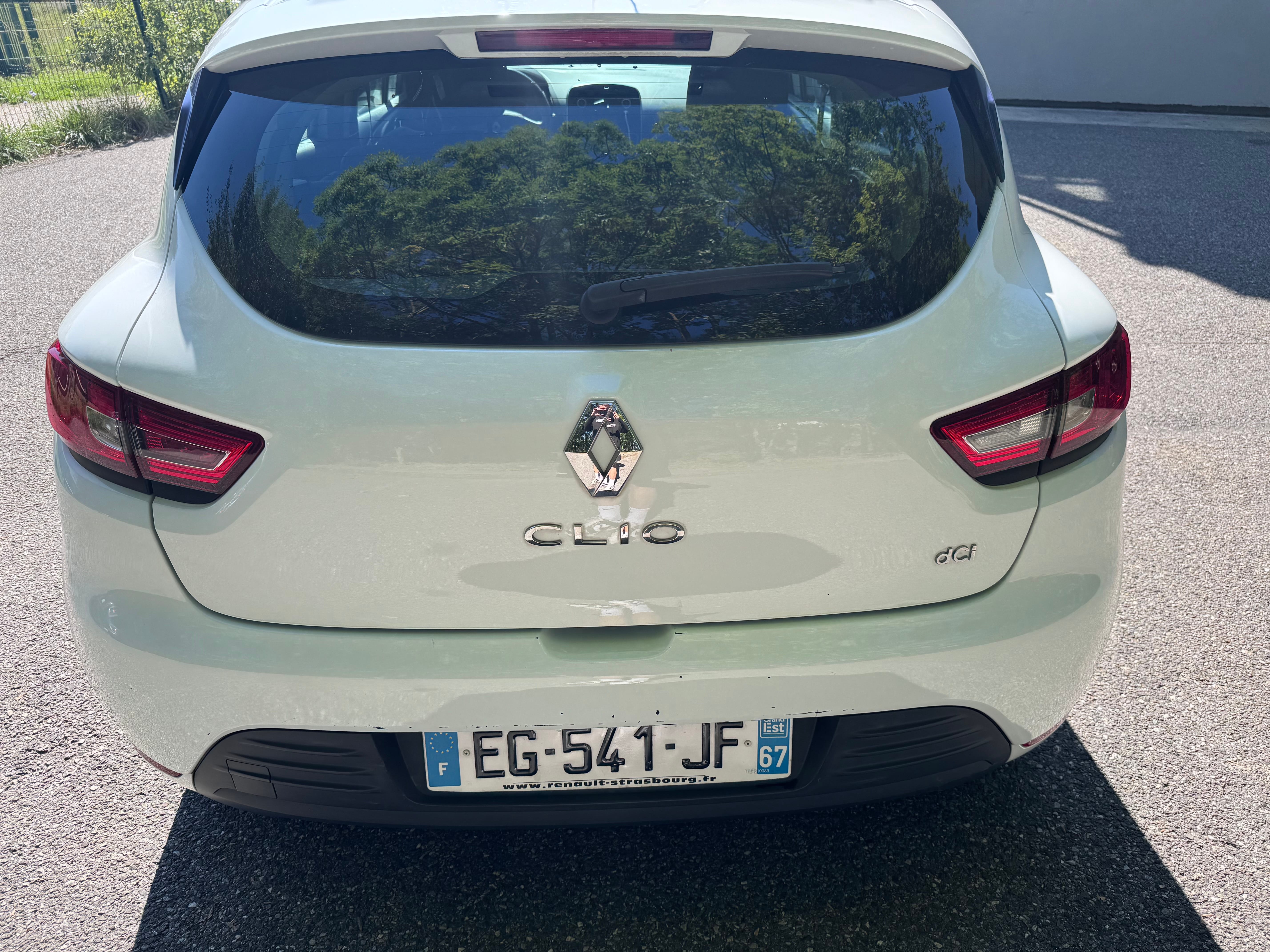 Renault Clio avec Entrée audio / iPod
