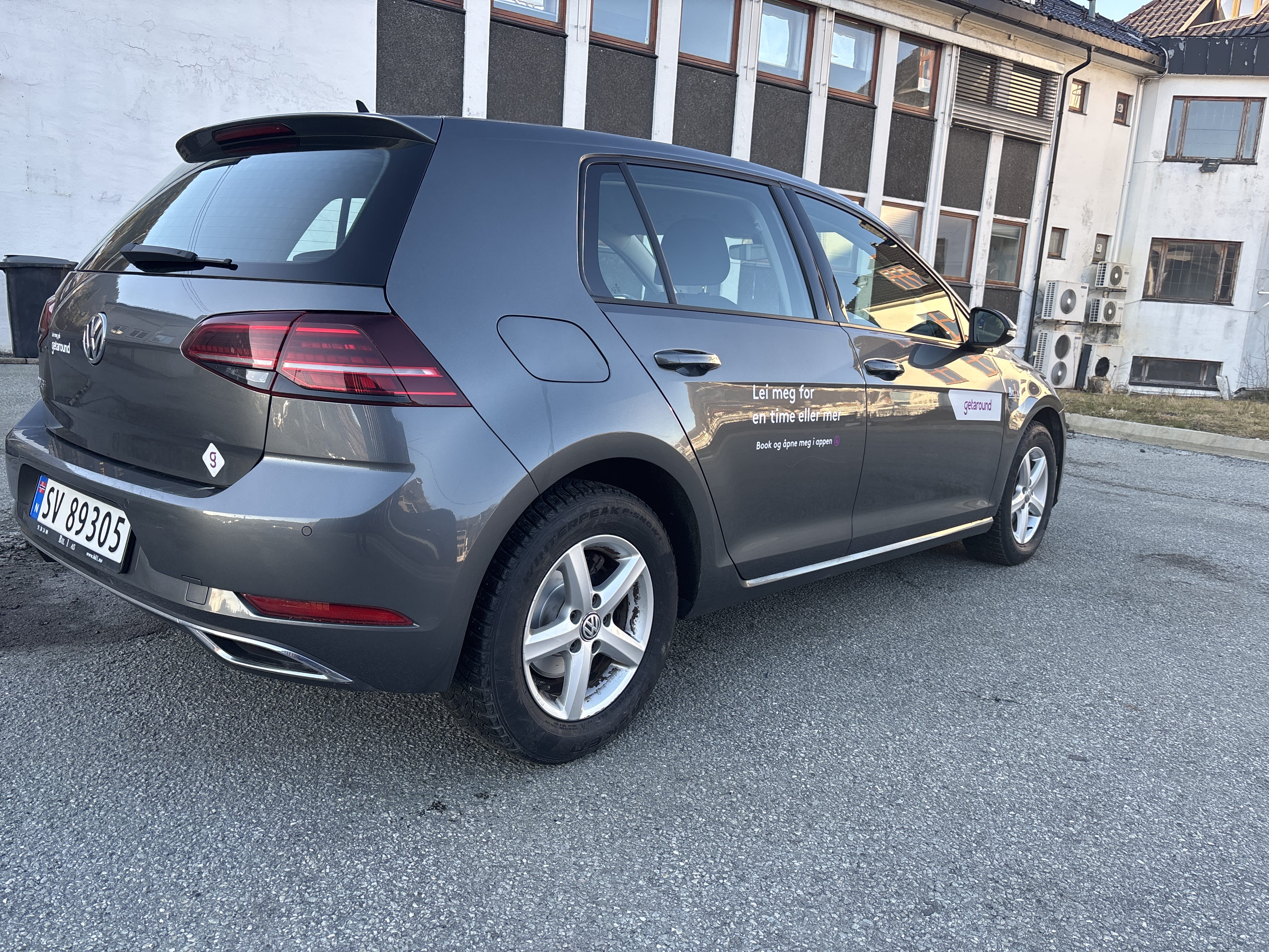 Volkswagen Golf 5 dørs, automatgir med GPS