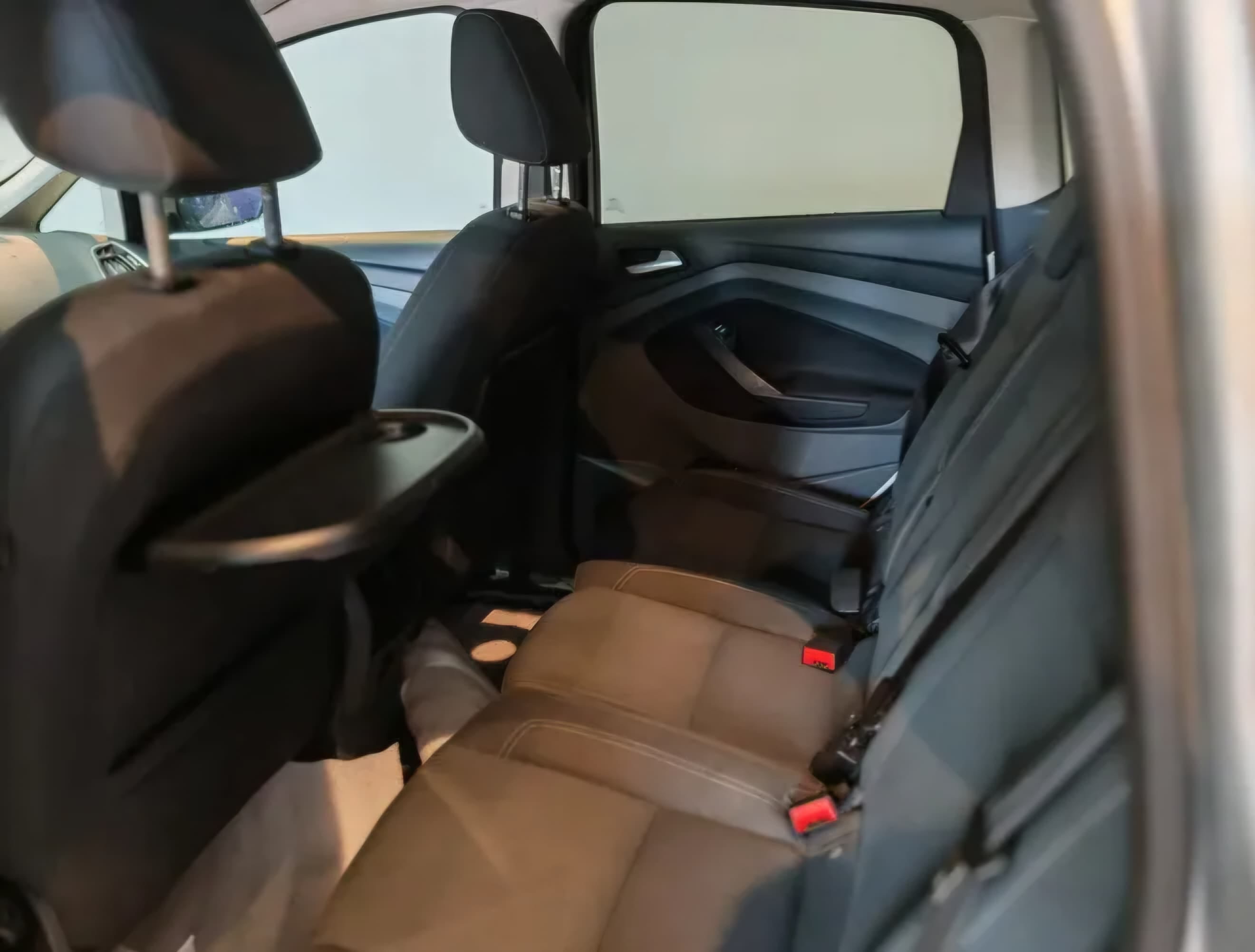 Ford C-Max avec Régulateur de vitesse