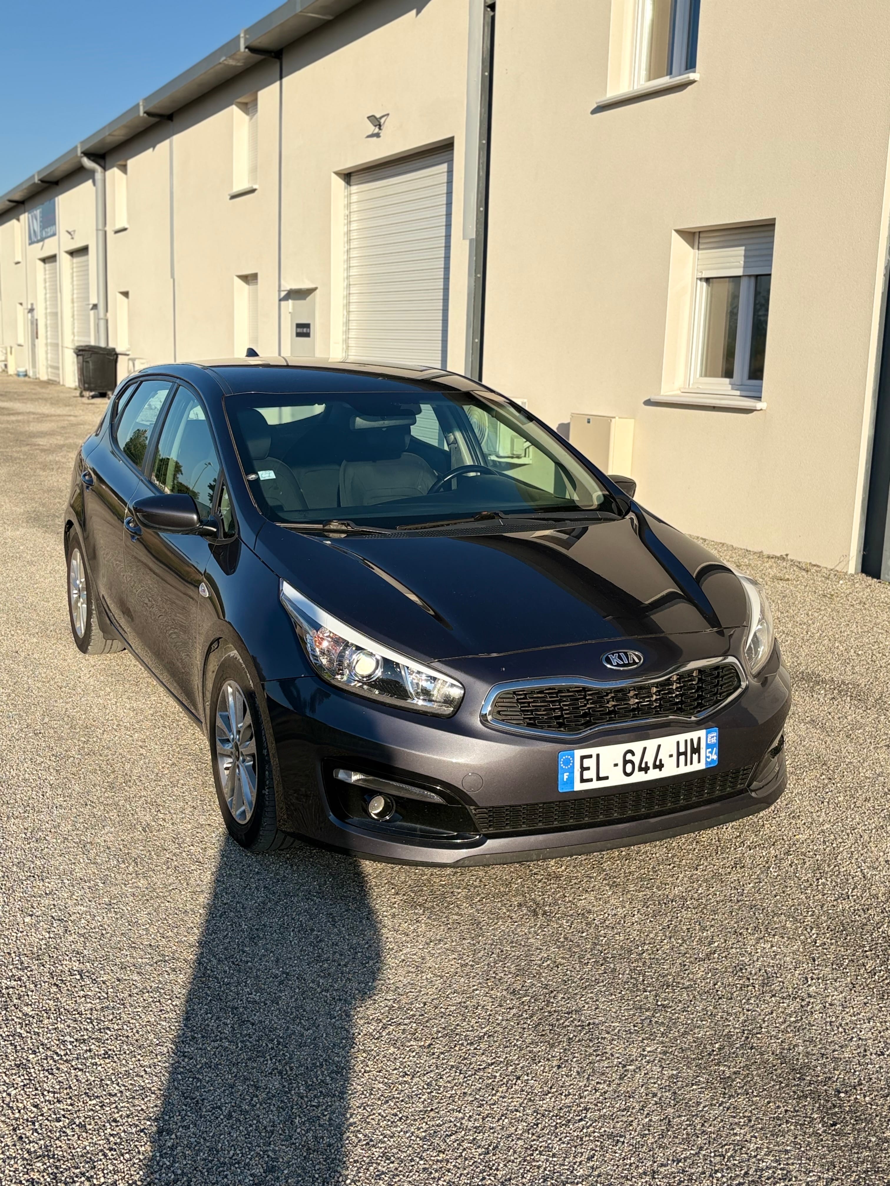 Kia Cee'd avec Régulateur de vitesse