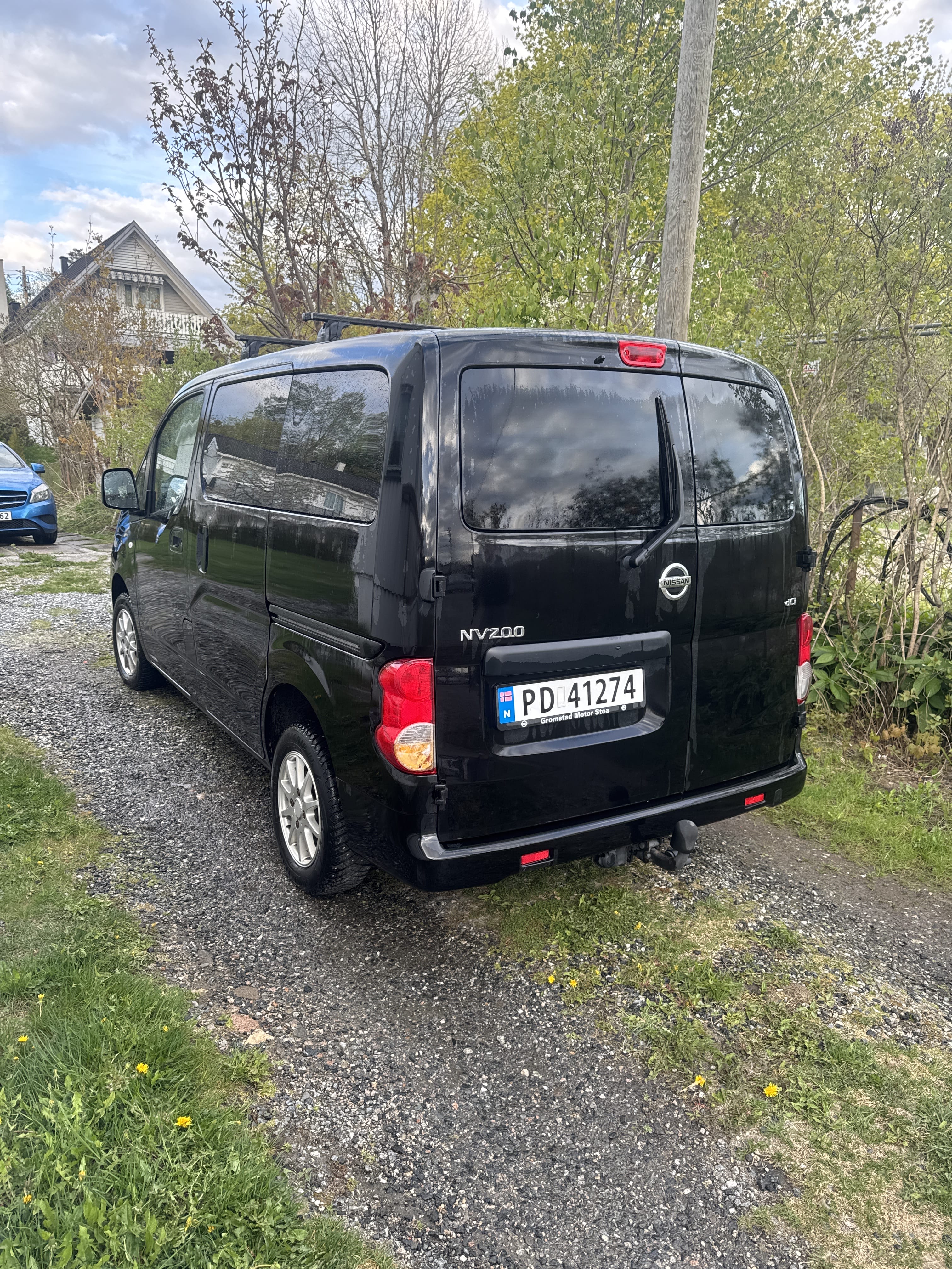Nissan NV200 Family 7 seater med Ryggekamera