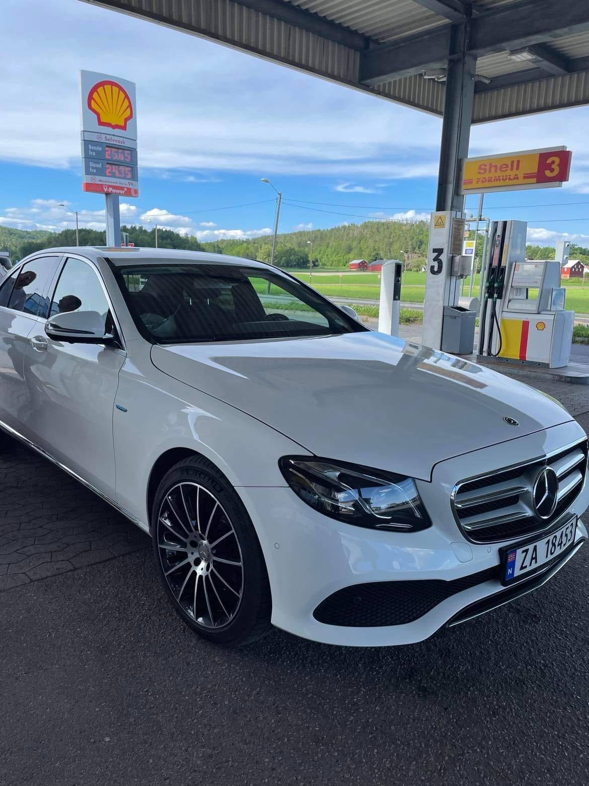 Mercedes-Benz E-Klasse, 2017, Blyfri 95 / Elektrisk (hybrid), automatisk