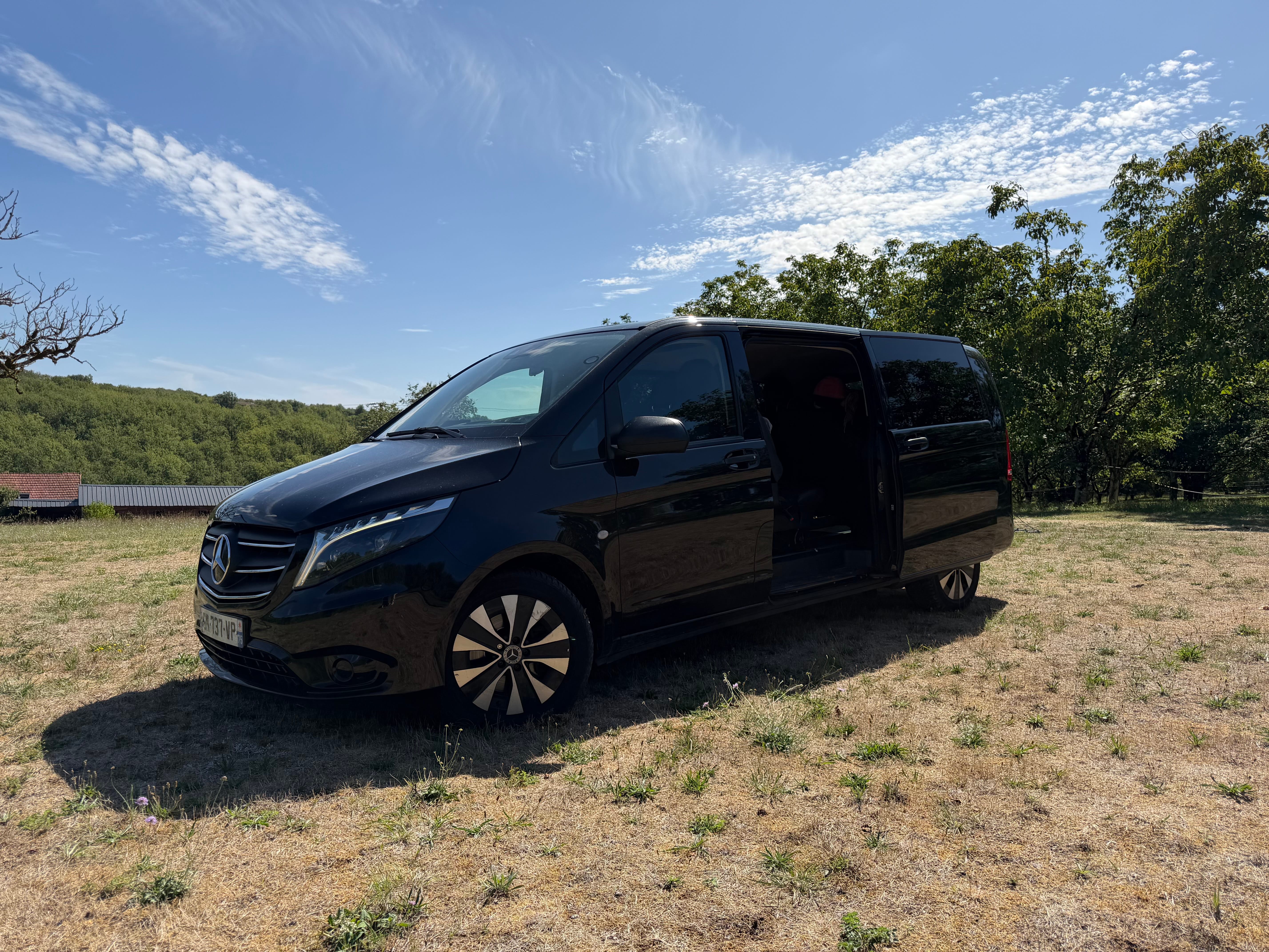 Mercedes-Benz Vito Tourer, 2023, Diesel, automatique, 8 places