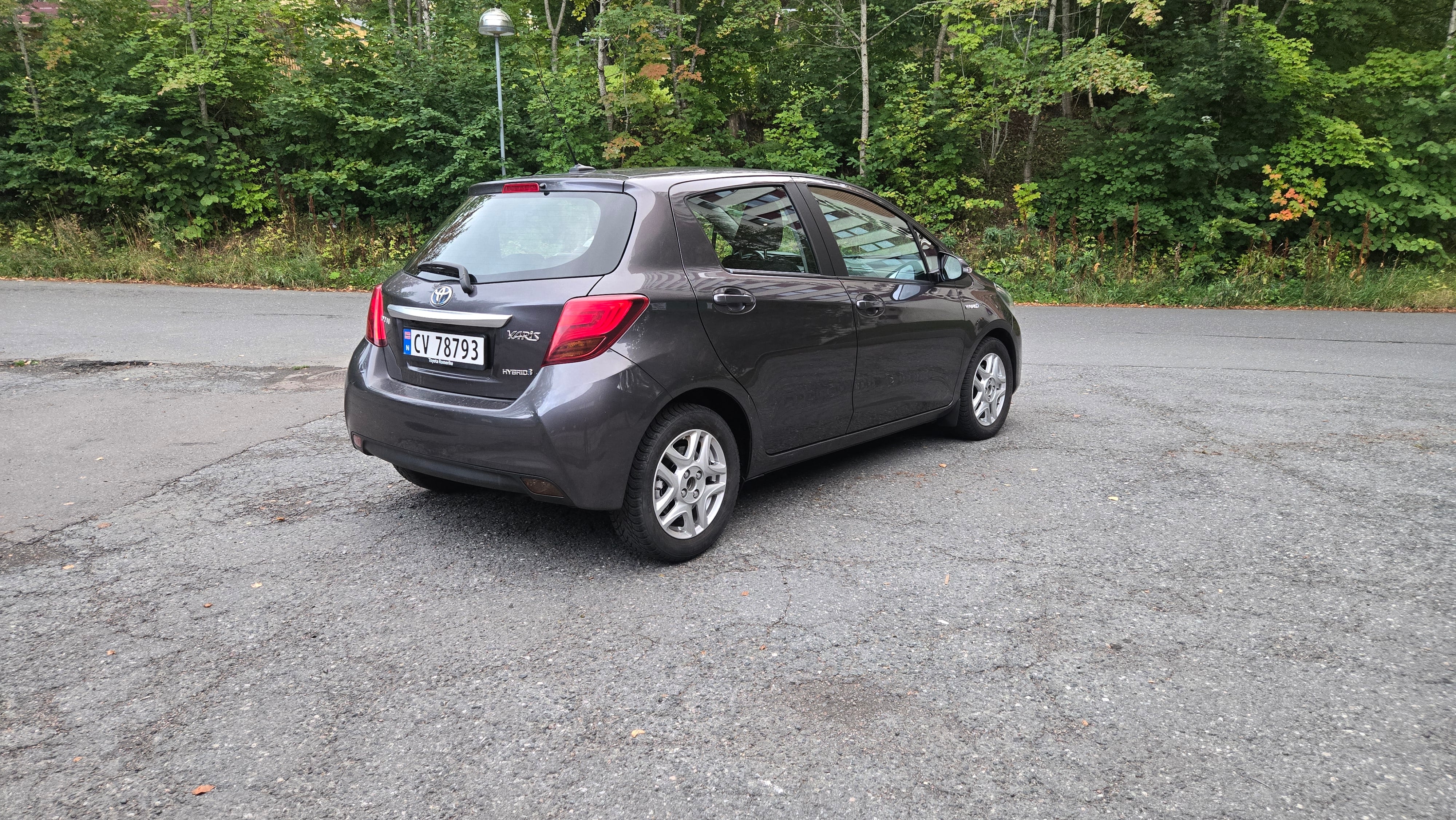 Toyota Yaris Hybrid med Ryggekamera