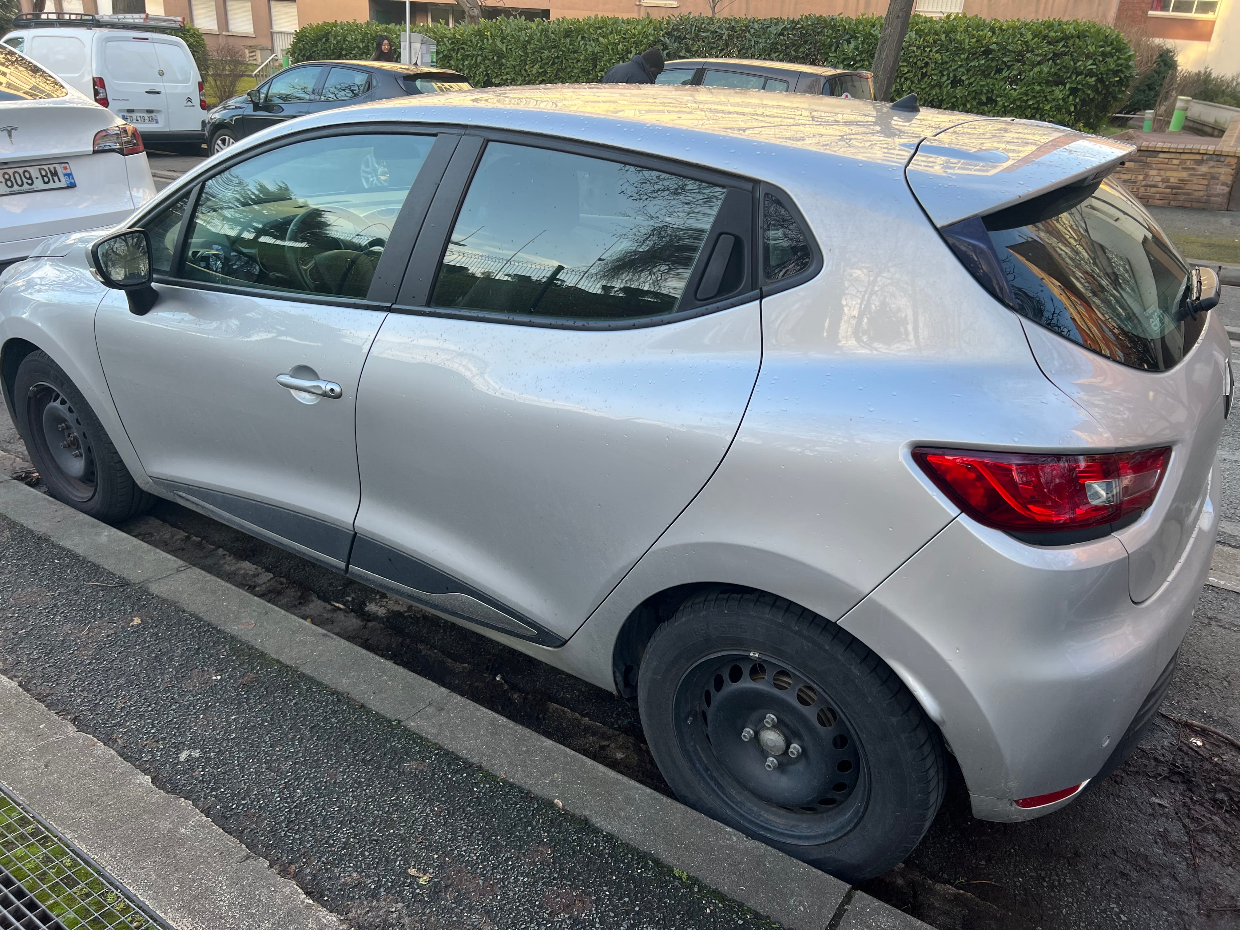 Renault Clio avec Climatisation