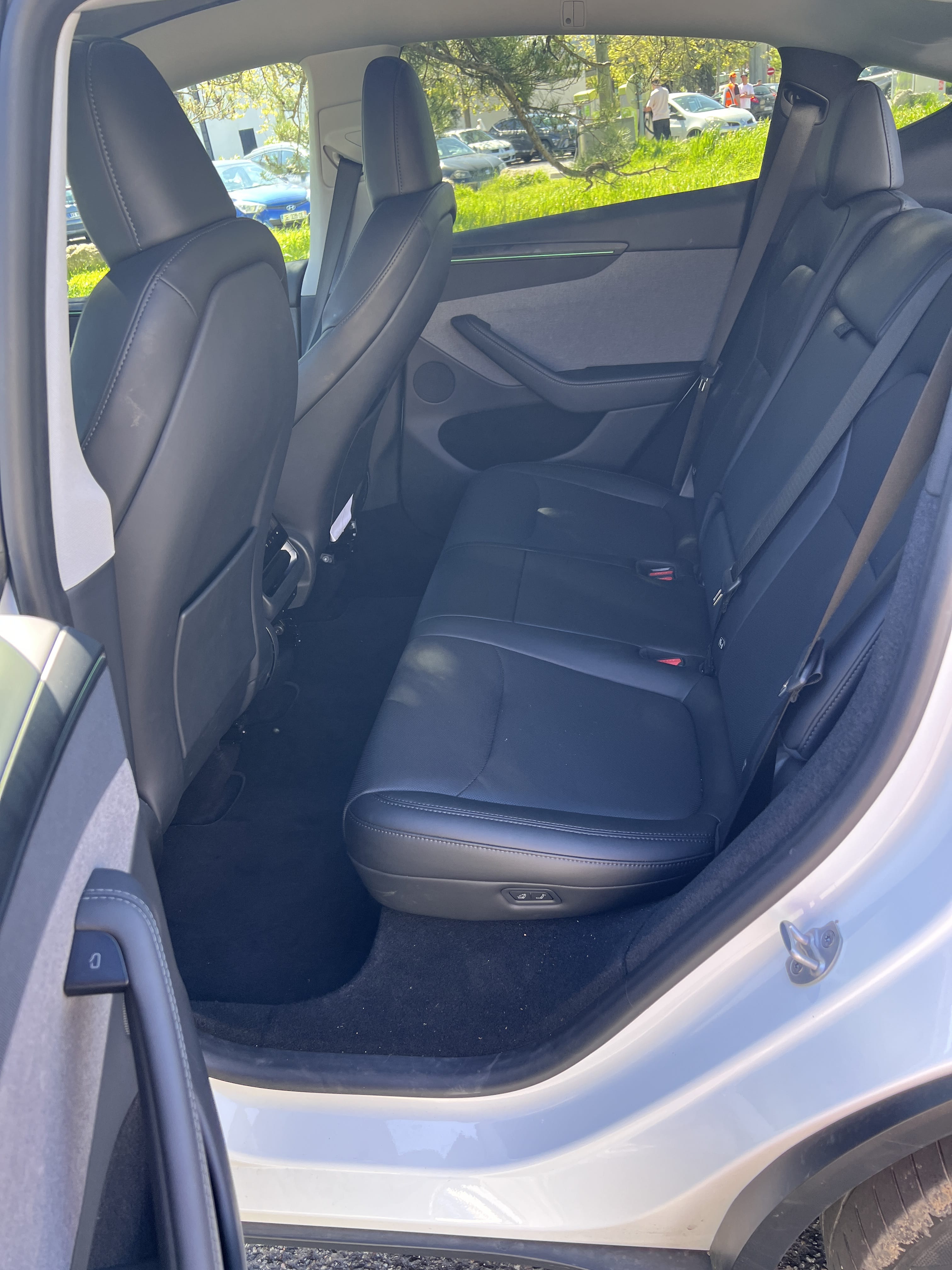 Tesla Model Y Long Range avec Régulateur de vitesse