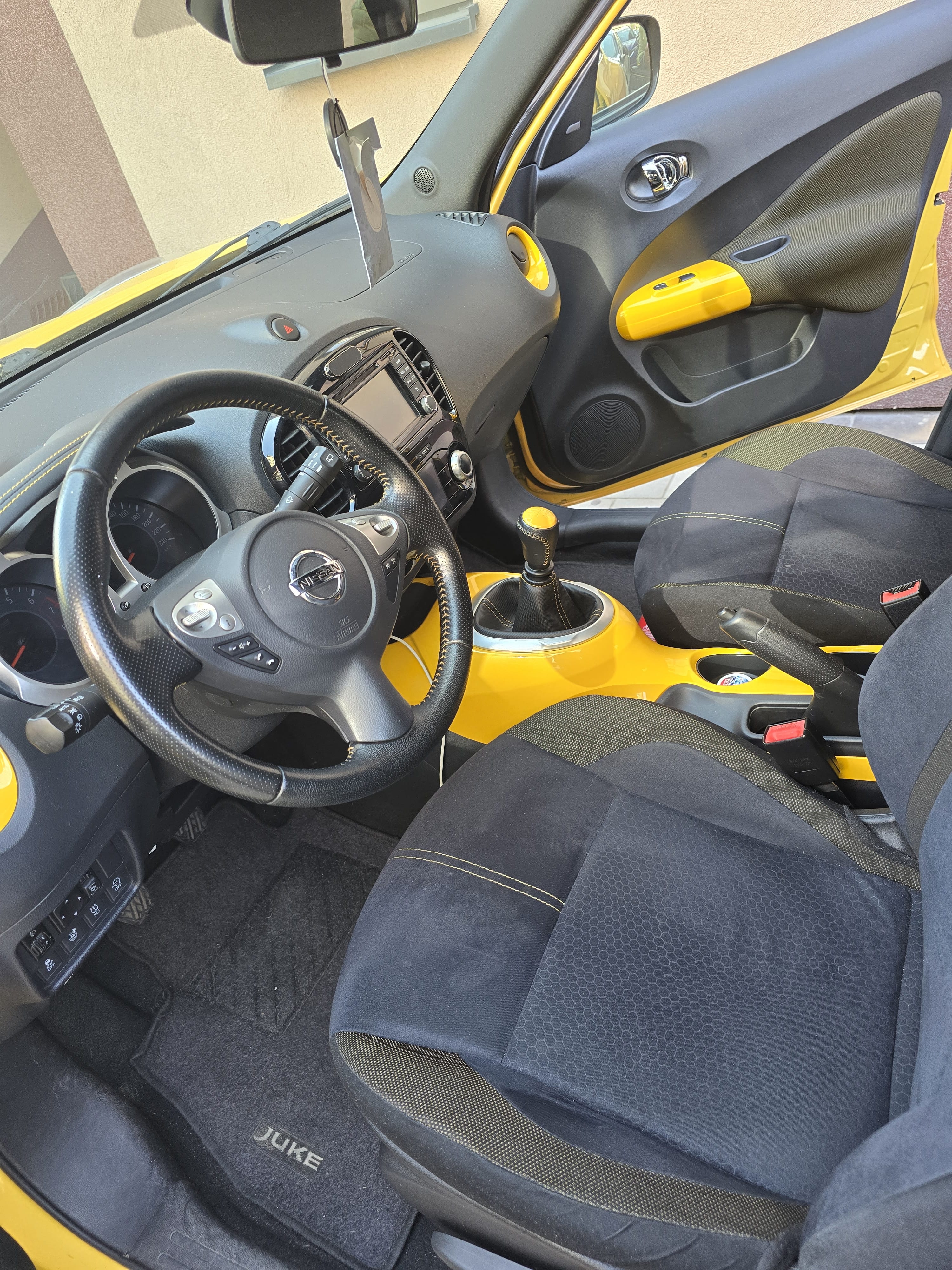 Nissan Juke N-Connecta 1.2 avec Audio Bluetooth