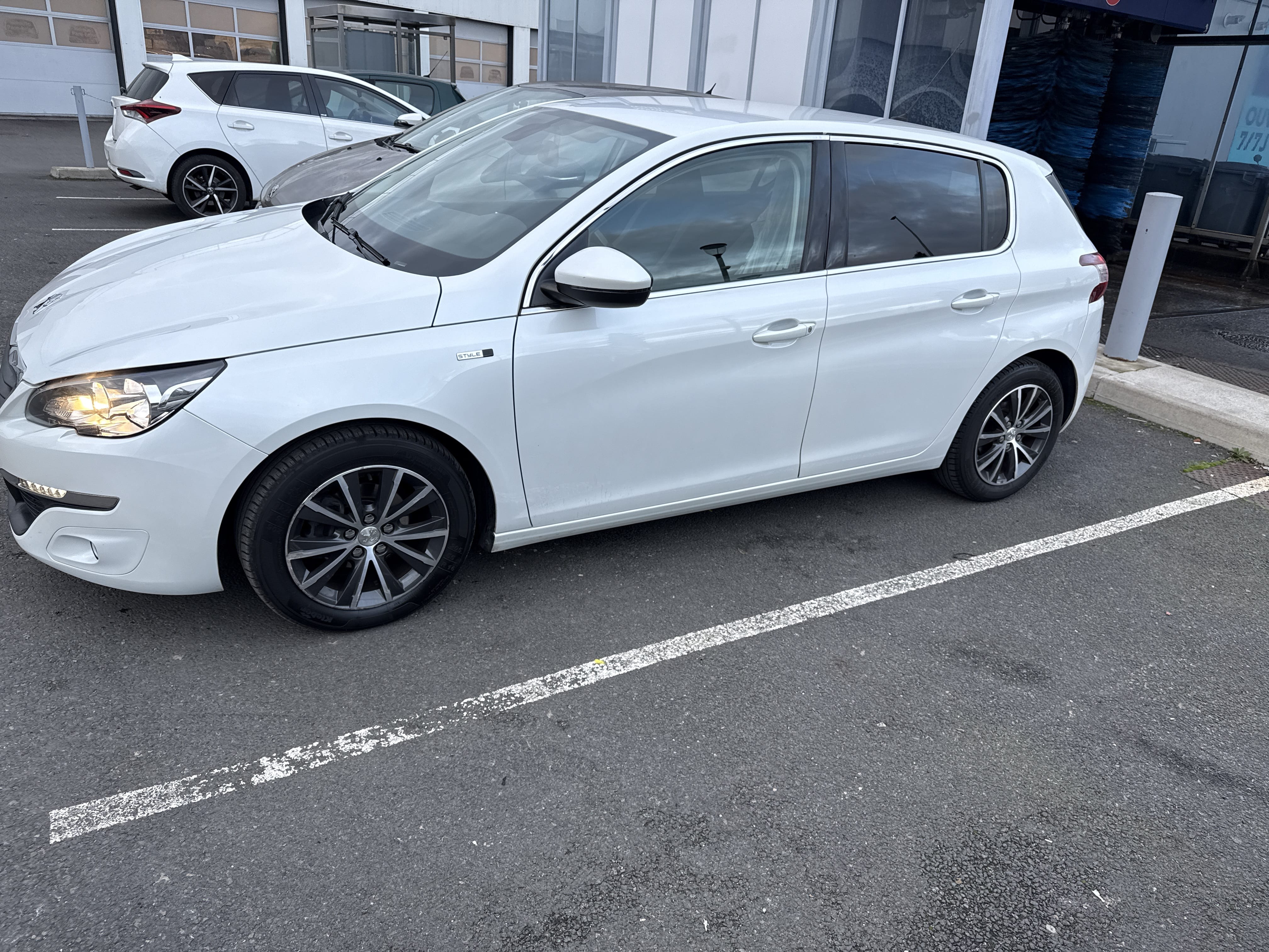 Peugeot 308