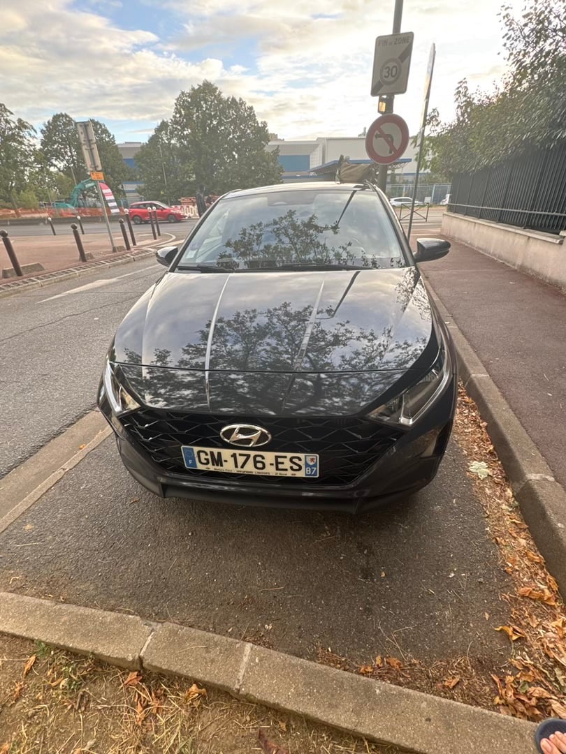 Hyundai i20 avec GPS