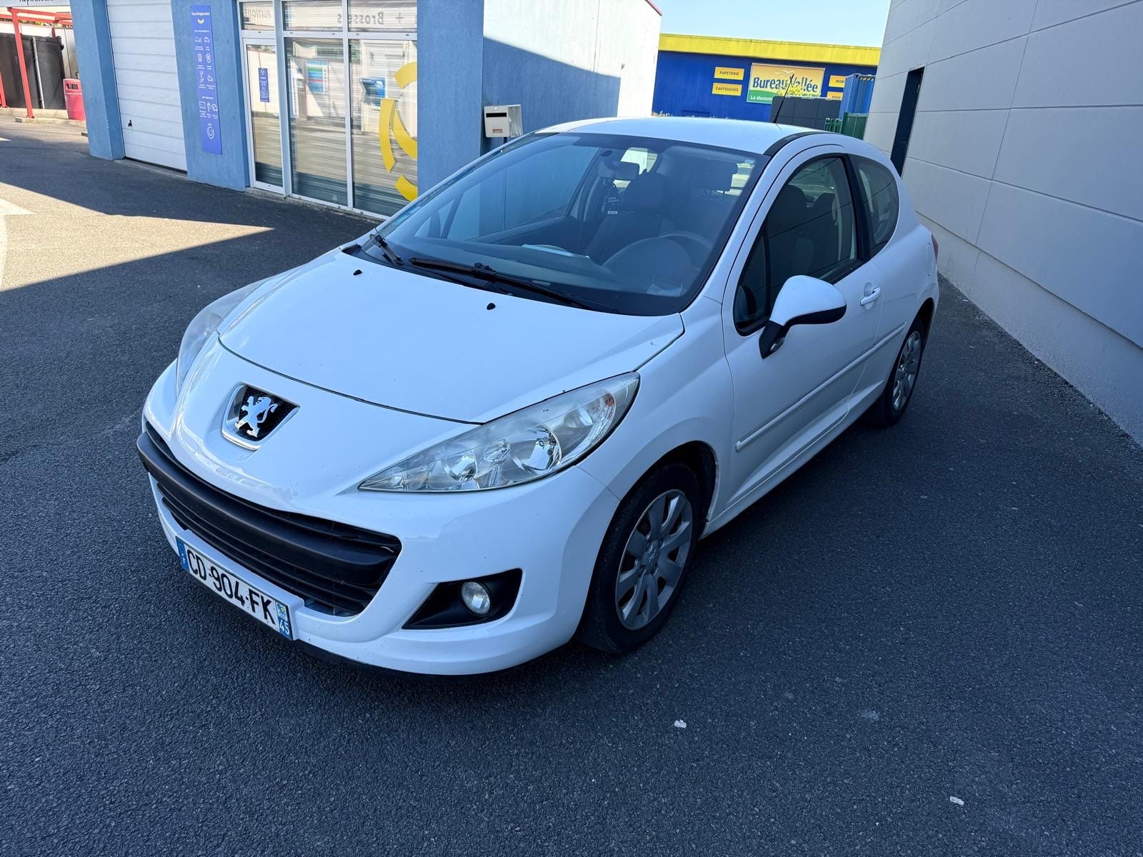 Peugeot 207 1.4 HDI avec Climatisation