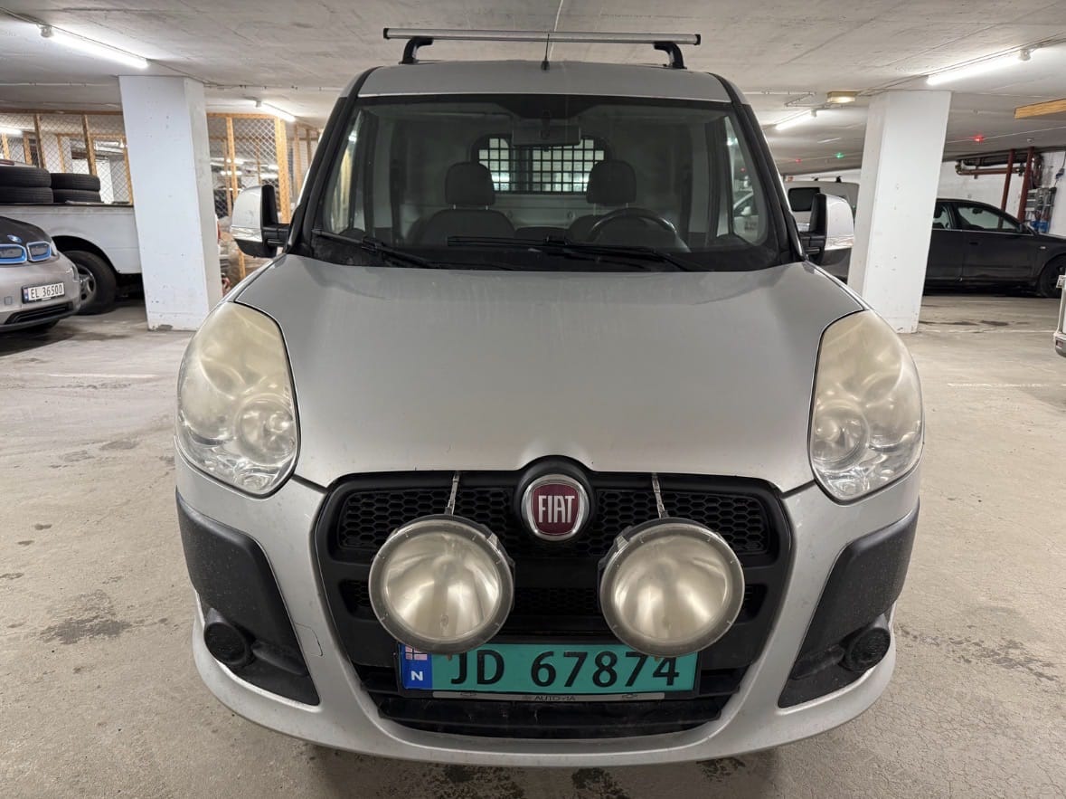 Fiat Doblo med Bluetooth audio