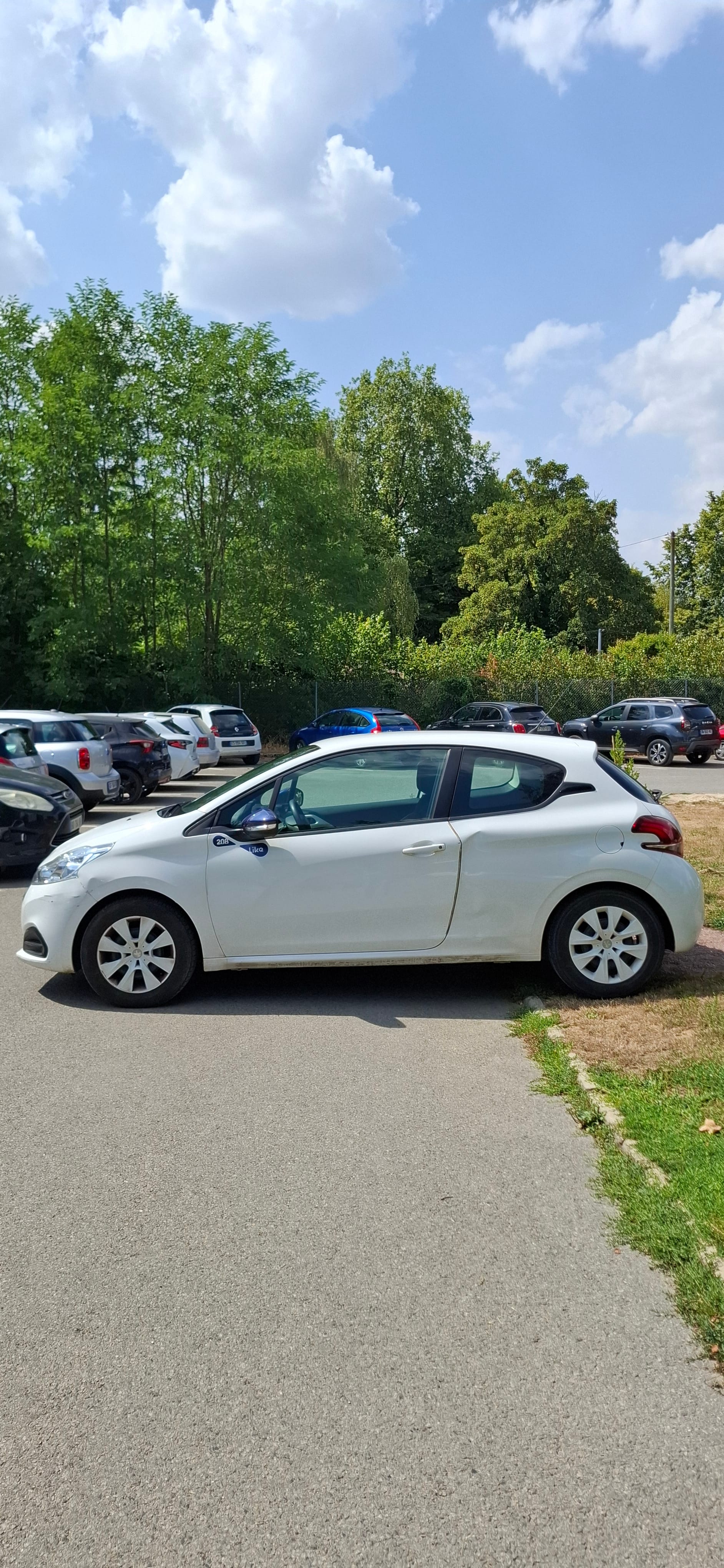 Peugeot 208, 2016, Essence 95