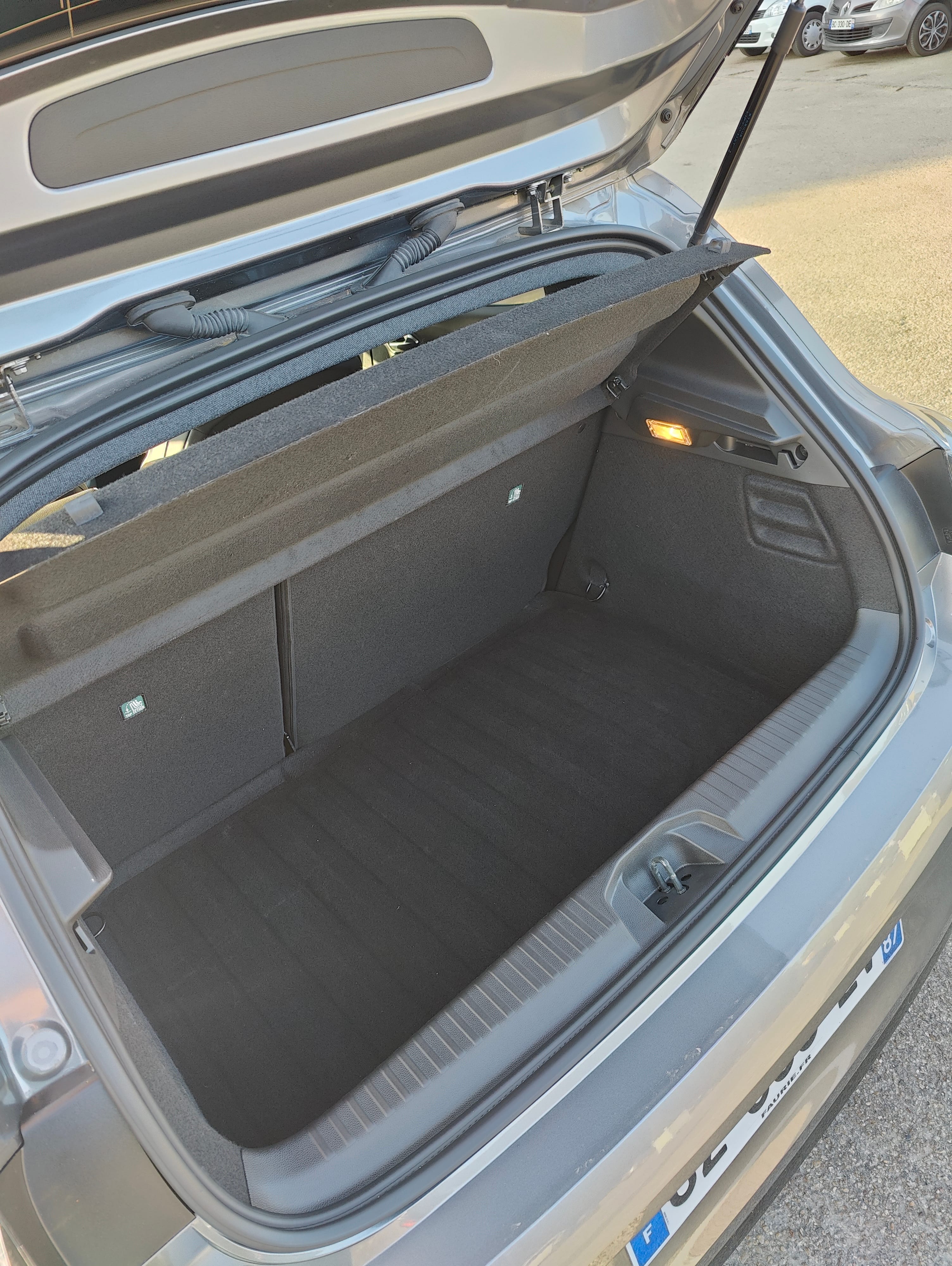 Renault Clio E-tech avec Audio Bluetooth