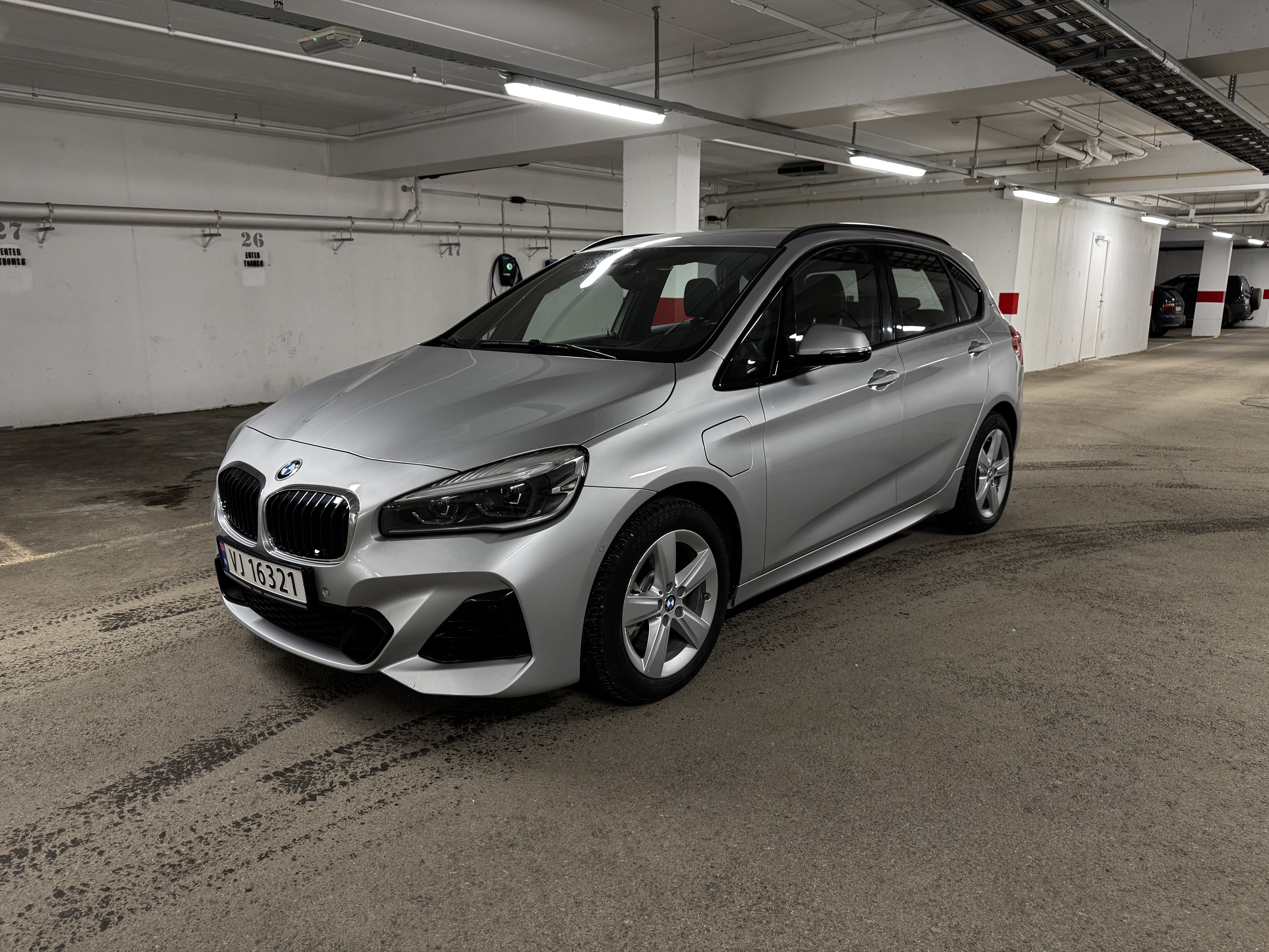 BMW  225xe iPerformance 4x4 Automatic, 2019, Blyfri 95 / Elektrisk (hybrid), automatisk