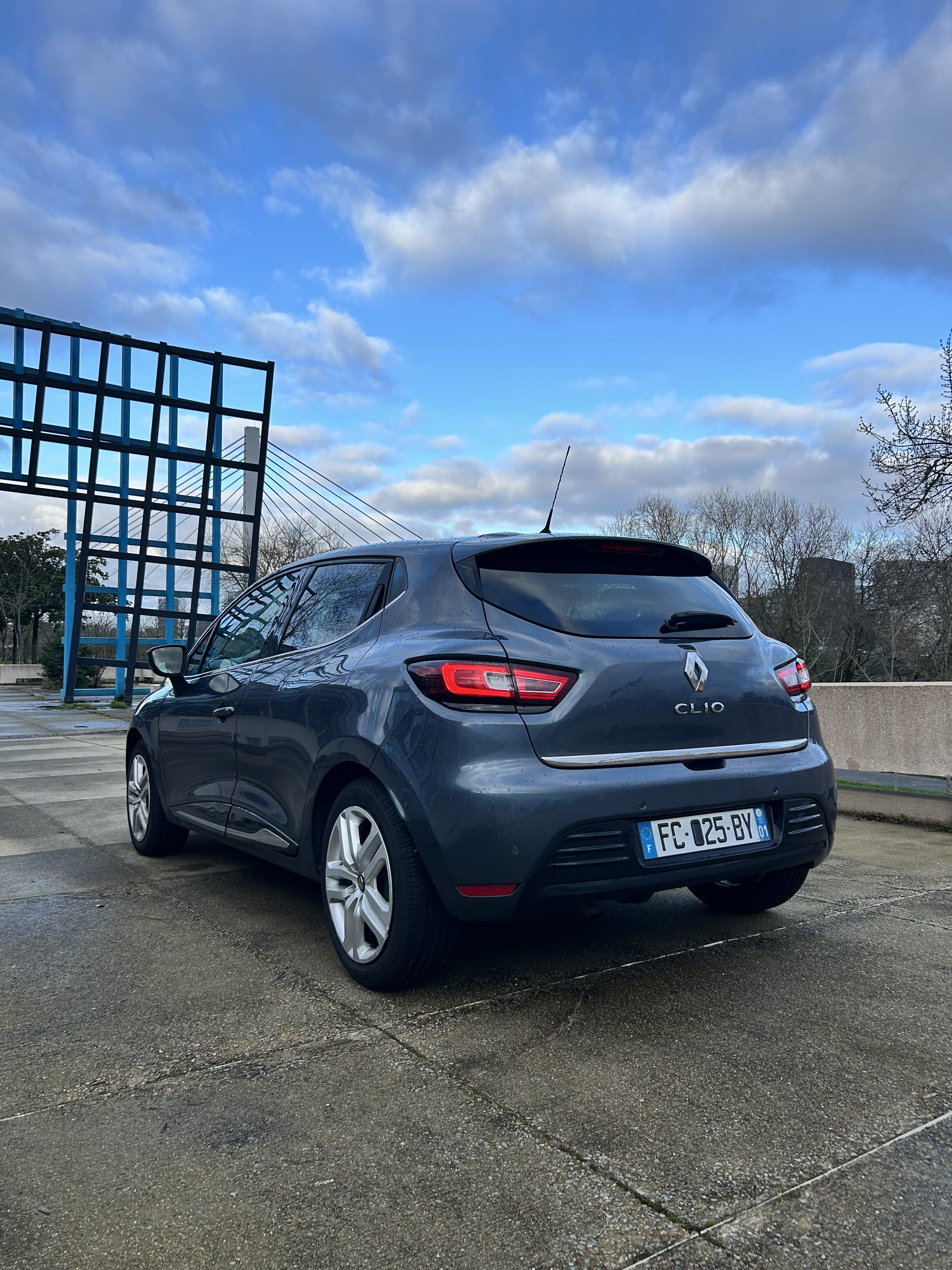 Renault Clio con Aire acondicionado
