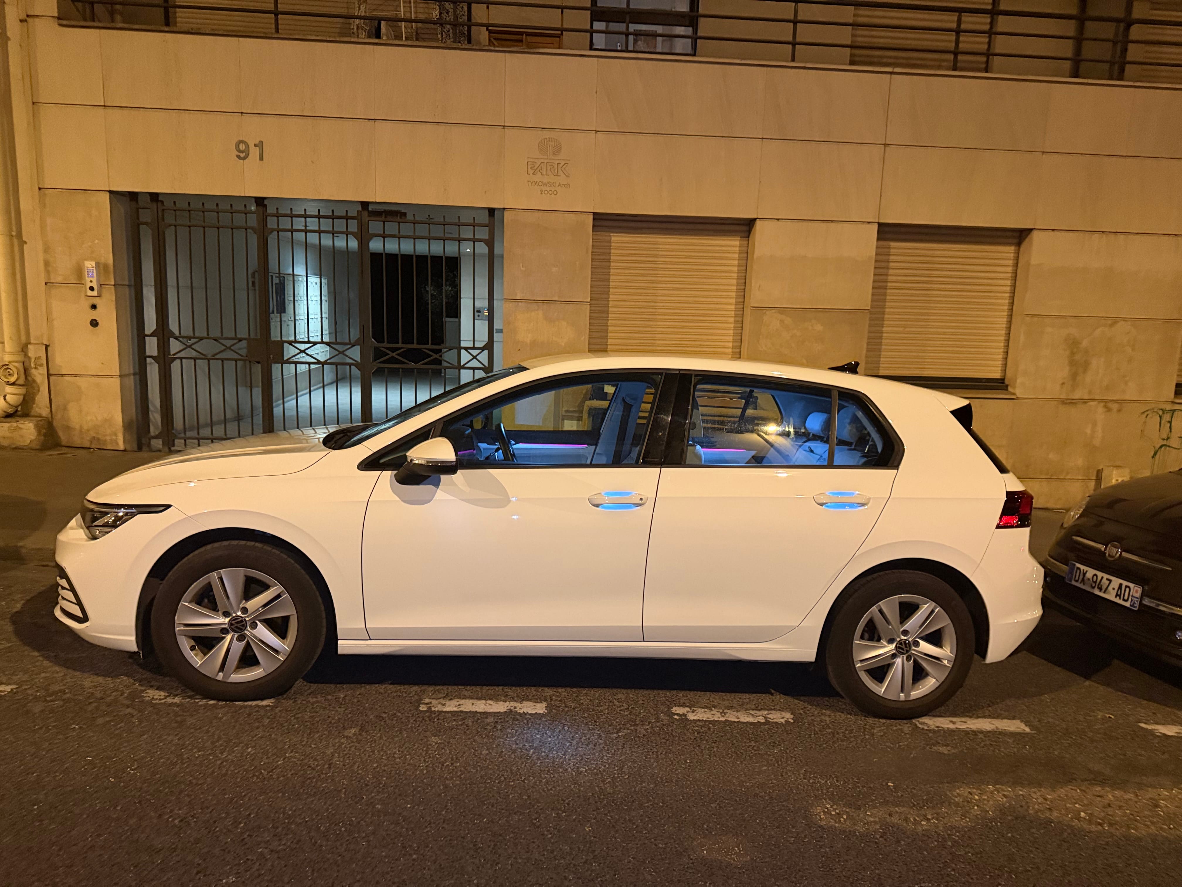 Volkswagen Golf with Air conditioning