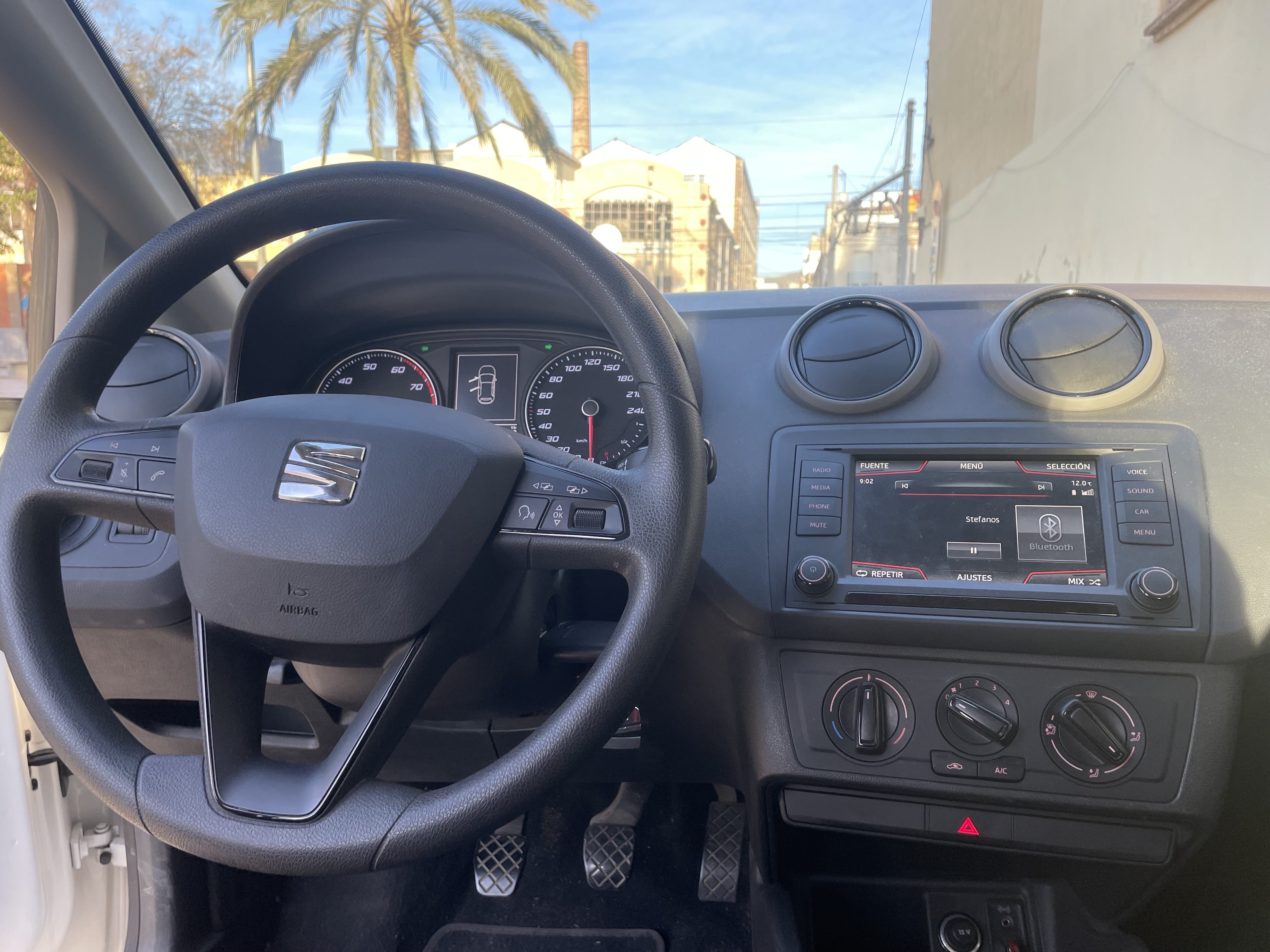 Seat Ibiza con Control de velocidad