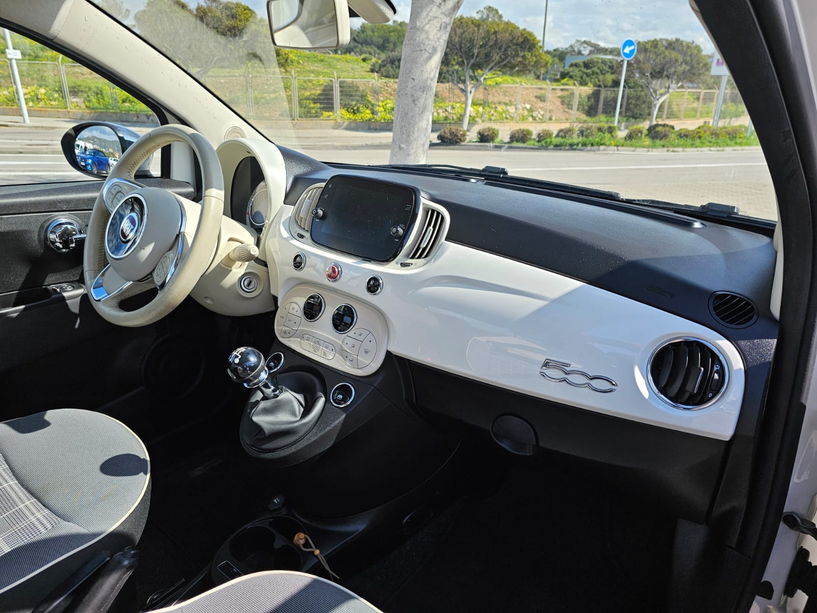 Fiat 500 avec Apple CarPlay