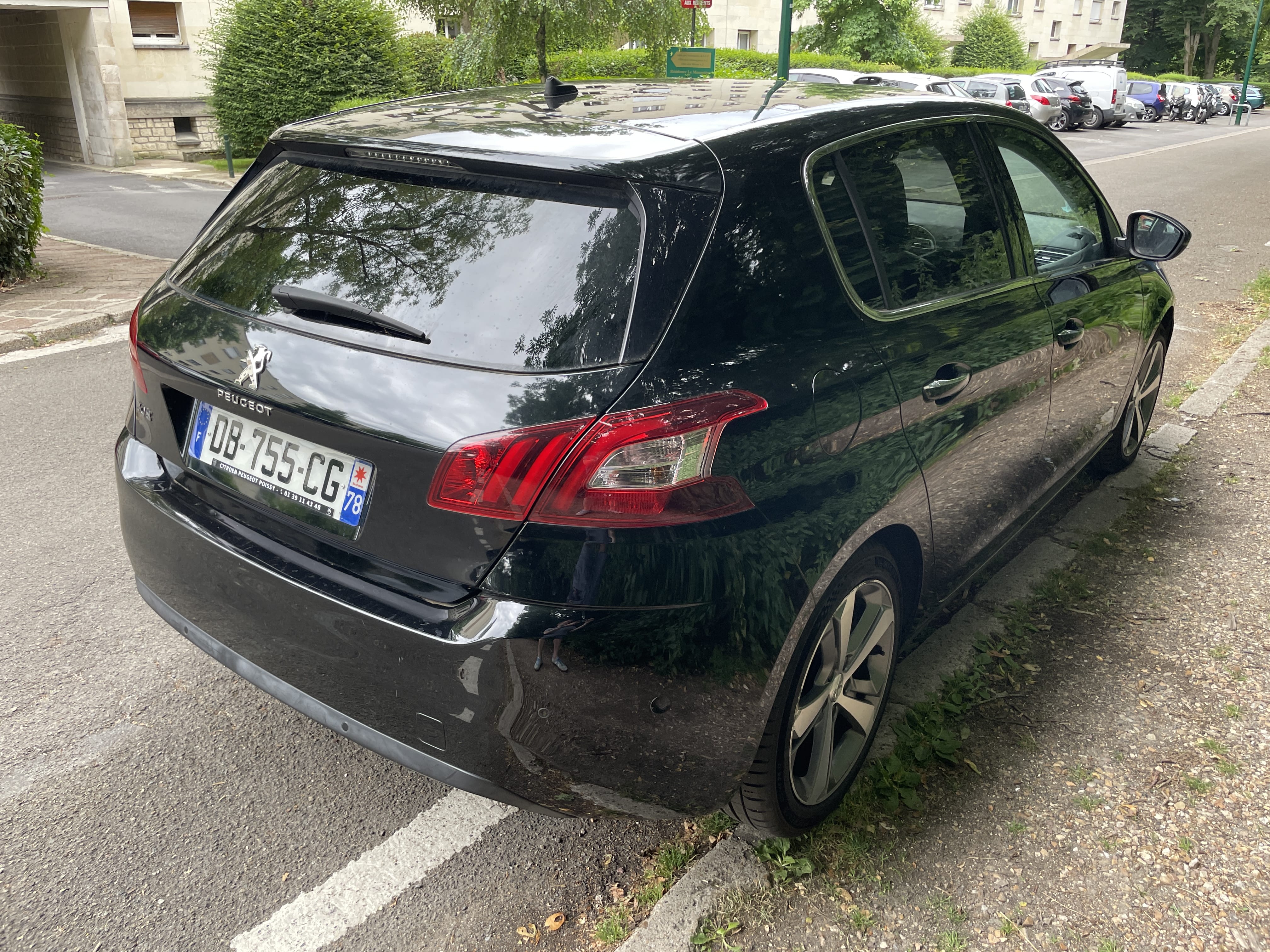 Peugeot 308 avec GPS