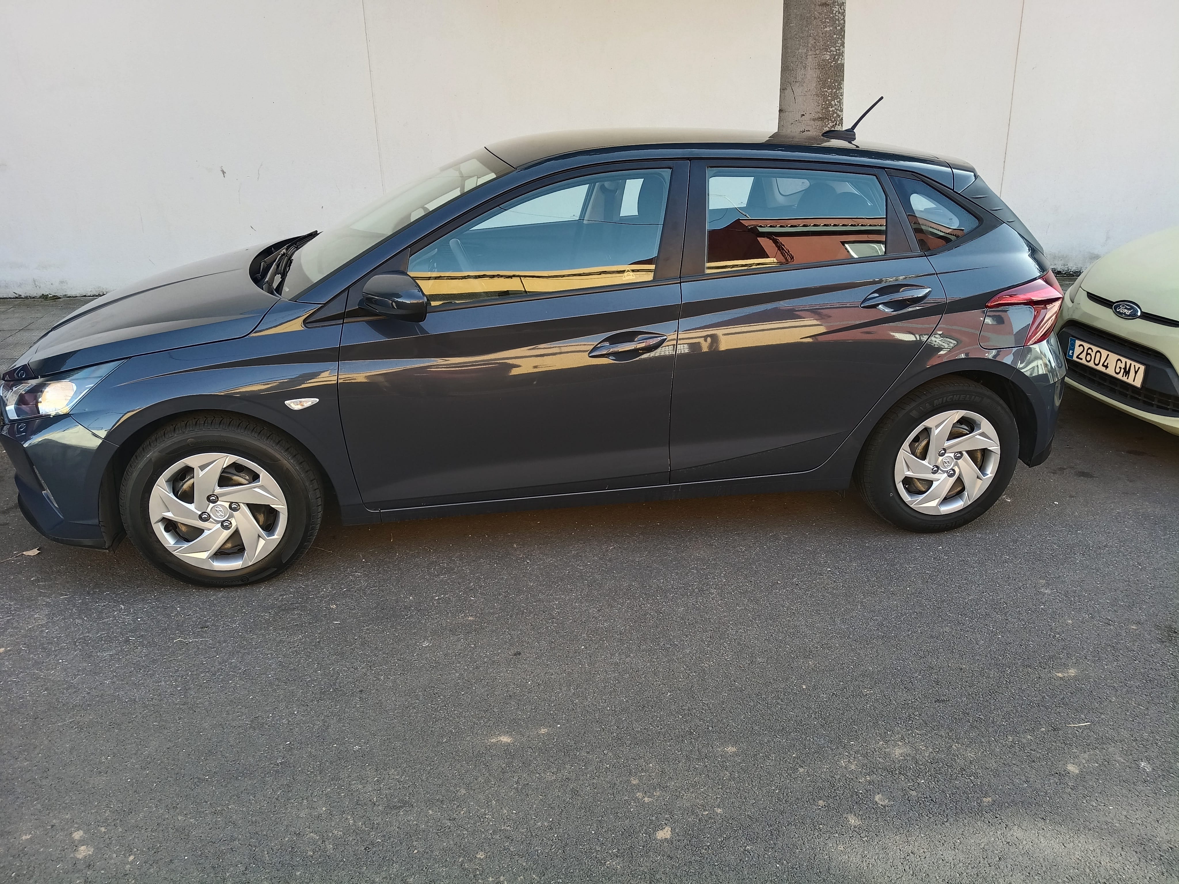 Hyundai i20 con Aire acondicionado