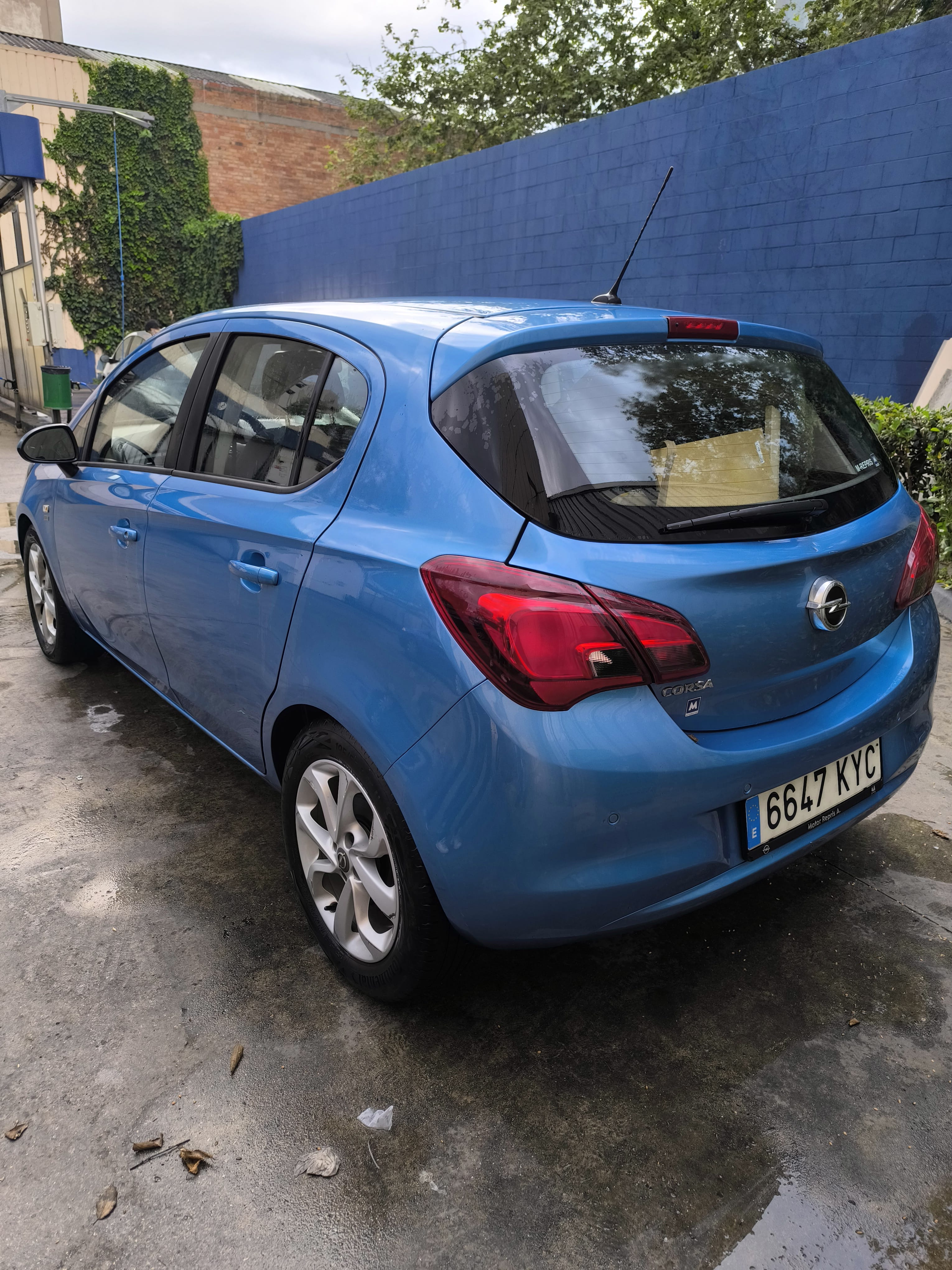 Opel Corsa con Control de velocidad