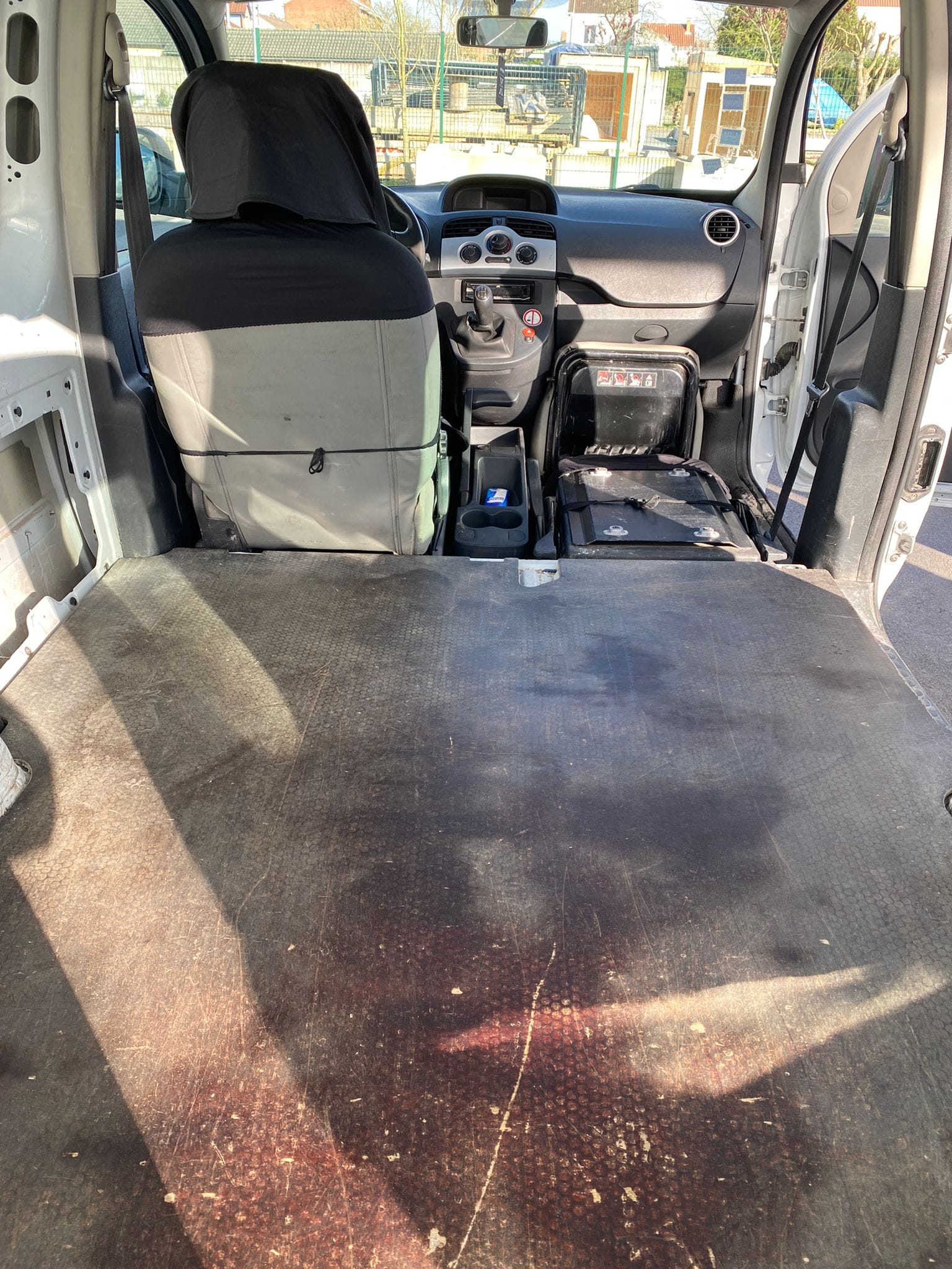 Renault Kangoo Van avec Entrée audio / iPod