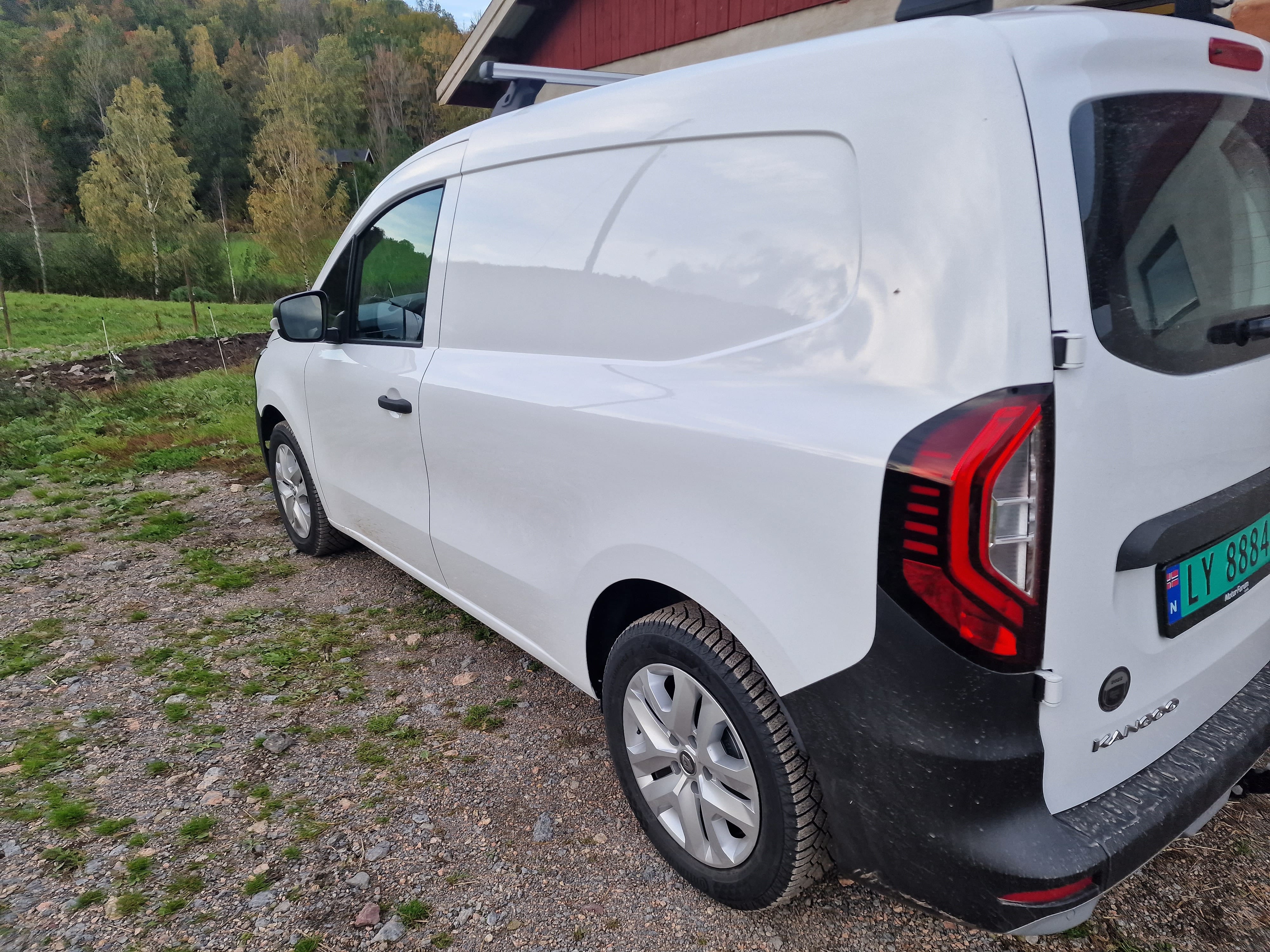 Renault Kangoo Varebil med GPS