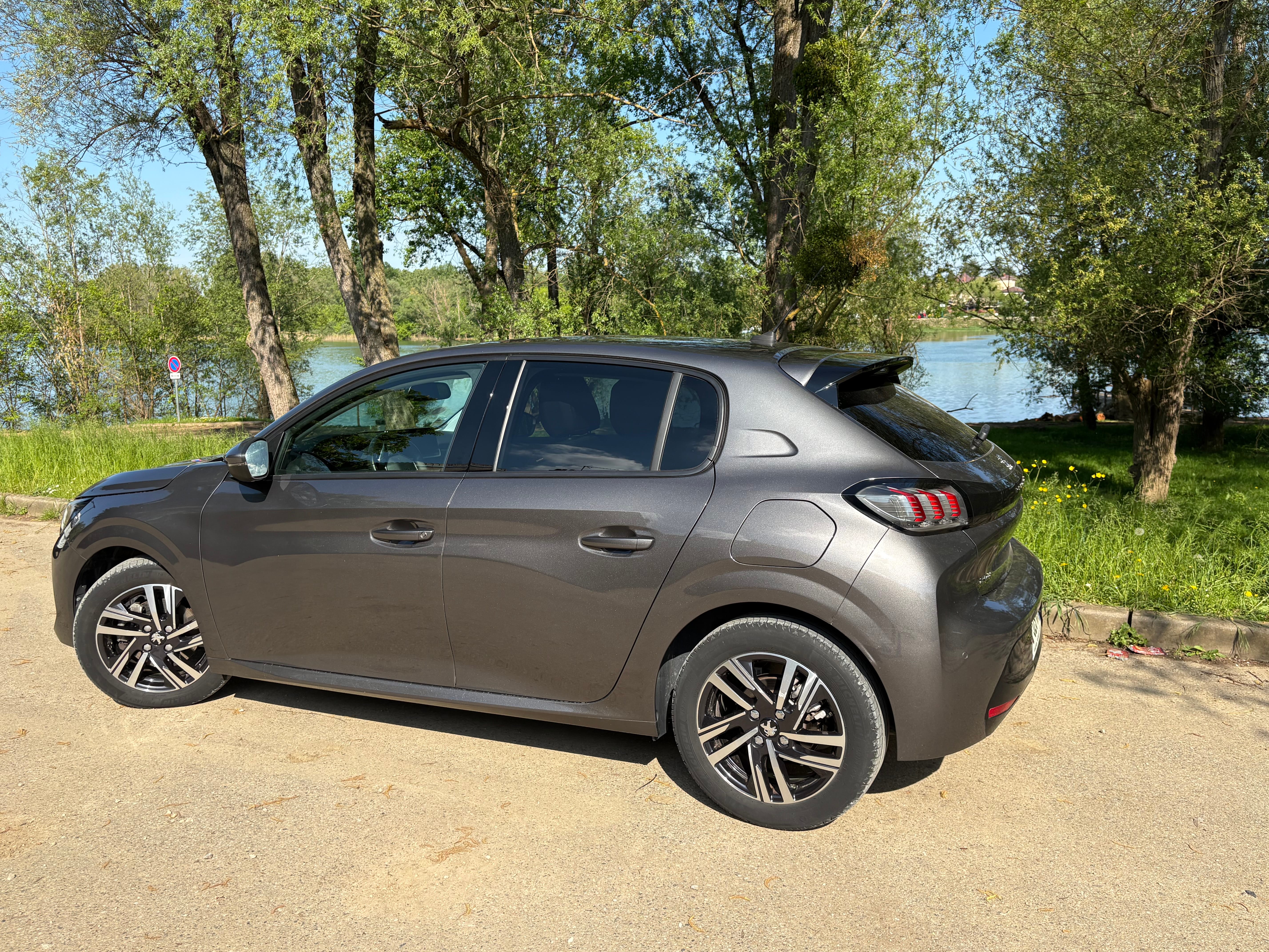 Peugeot 208 208 Allure 15.000kms! avec Régulateur de vitesse