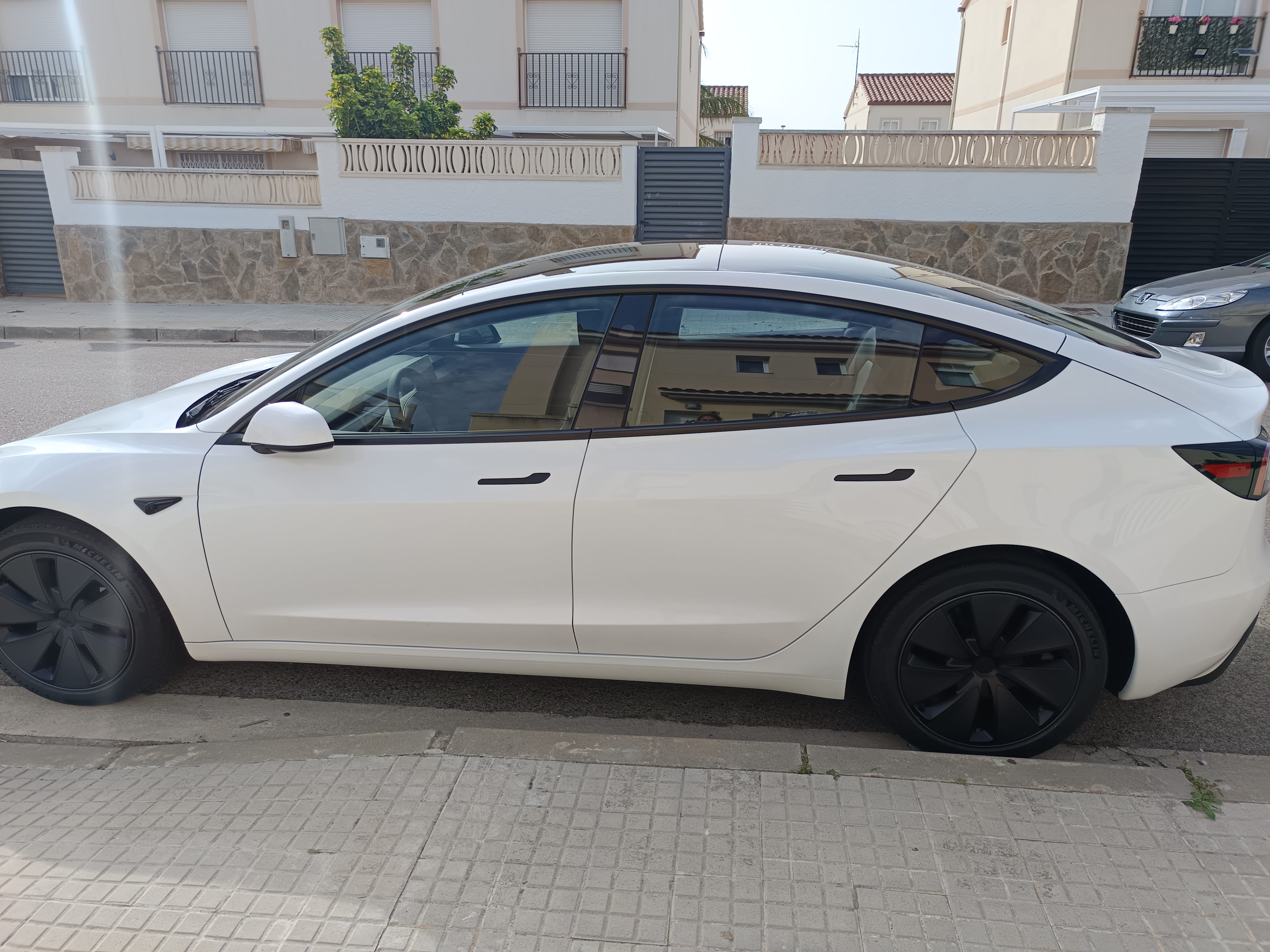 Tesla Model 3 con Aire acondicionado