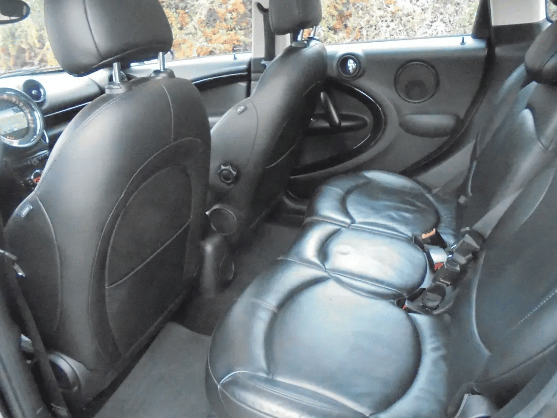 Mini Countryman with USB charging ports