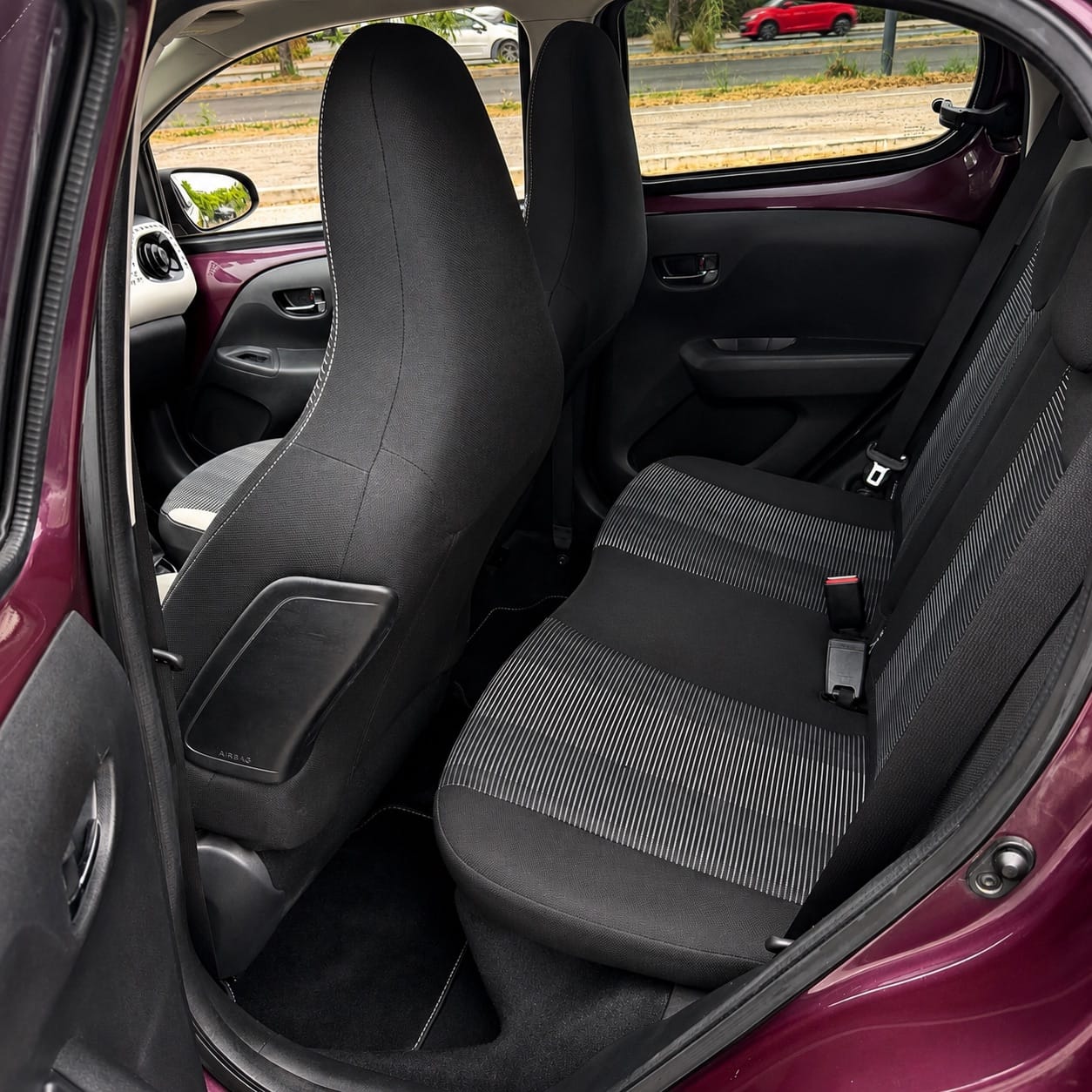 Peugeot 108 con Puertos de carga USB