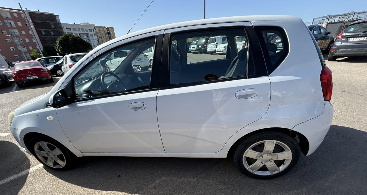 Chevrolet Aveo, 2011, Gasolina 95