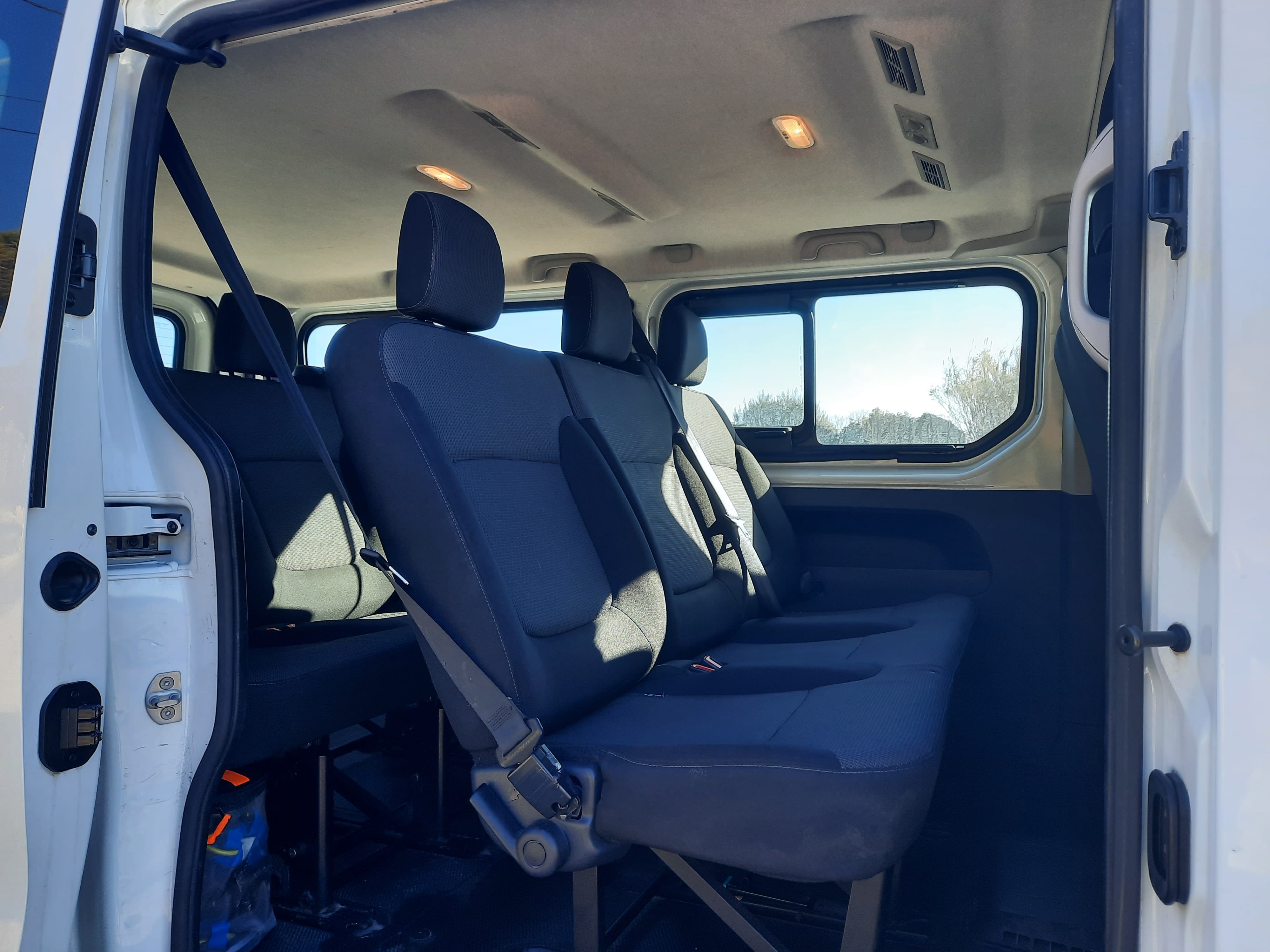 Renault Trafic Passenger avec Chaines