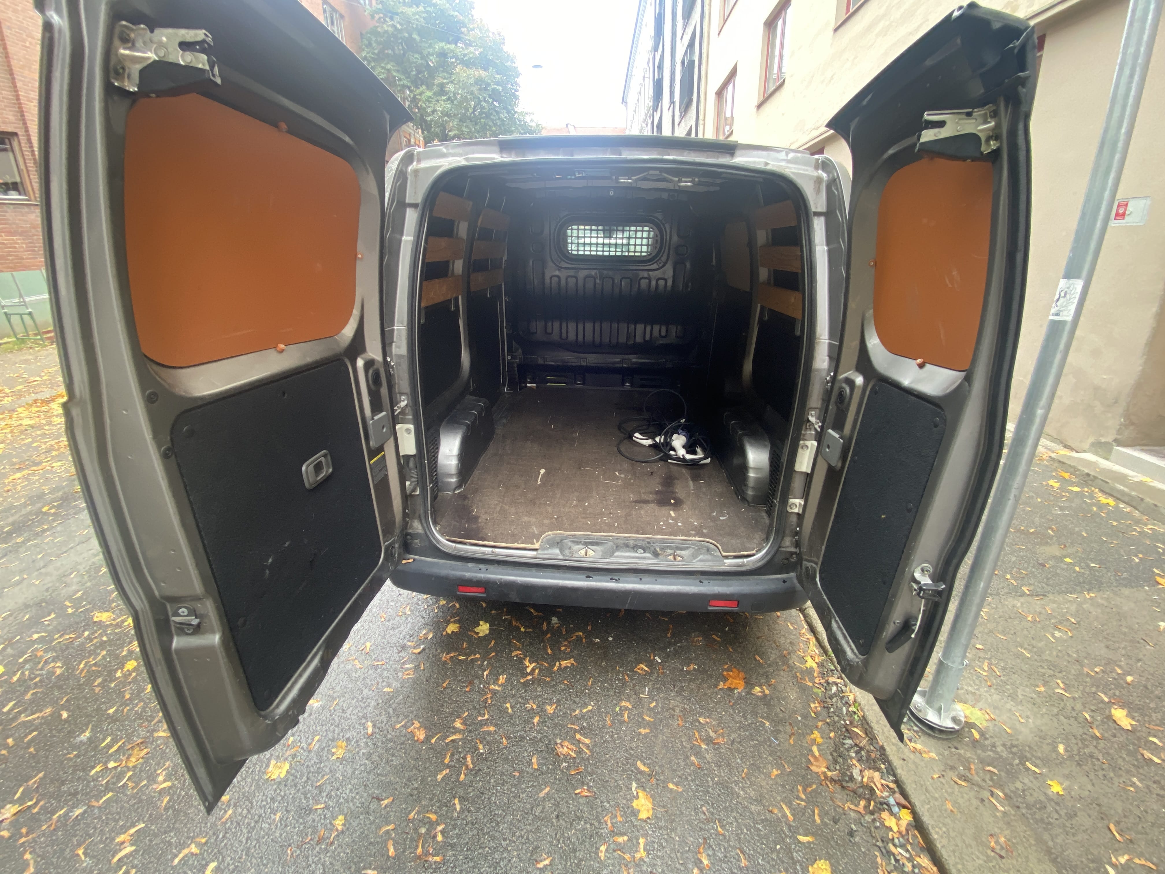 Nissan e-NV200 Varebil 24 kWt grå with Cruise control