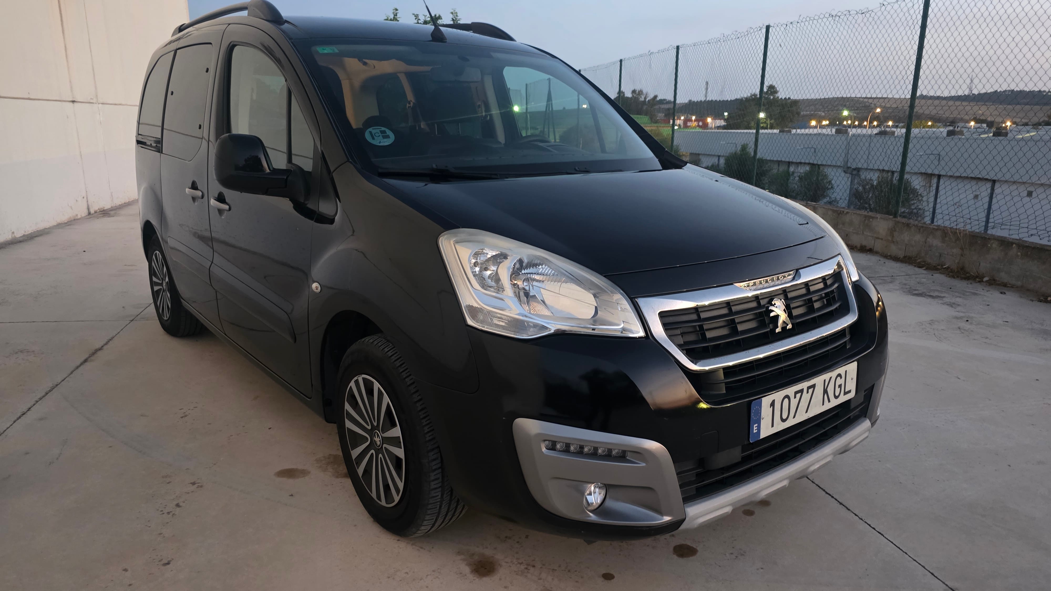 Peugeot Partner Tepee con Control de velocidad