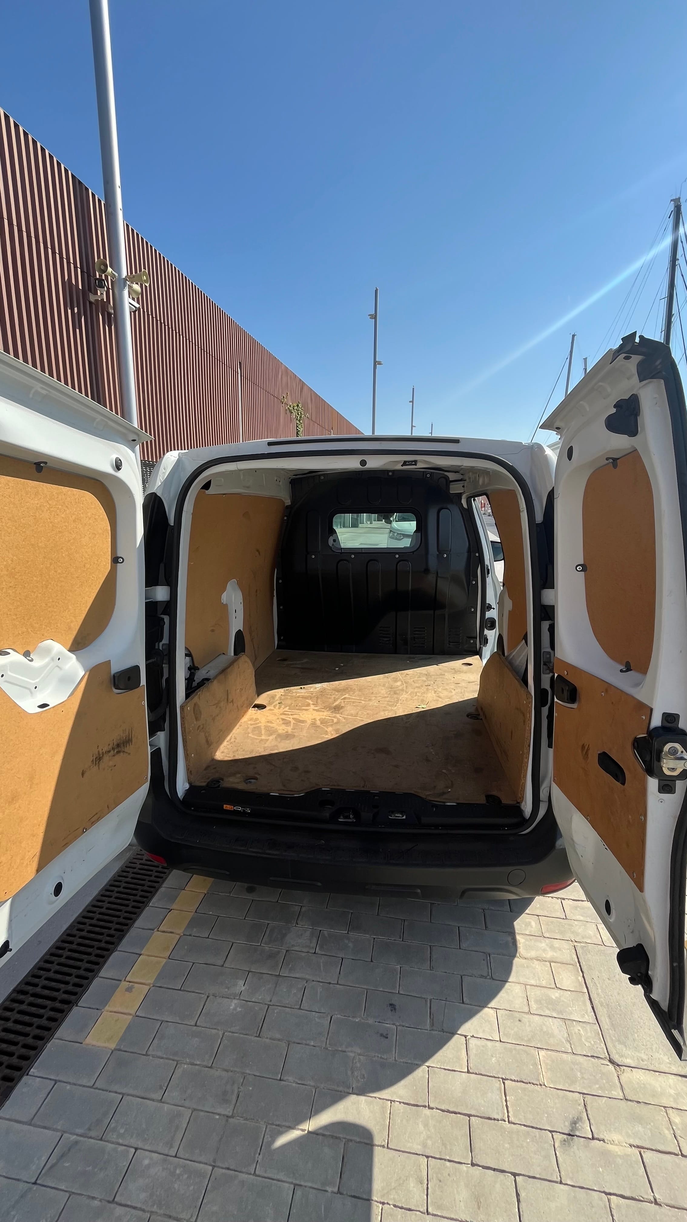 Renault Express con Radio 