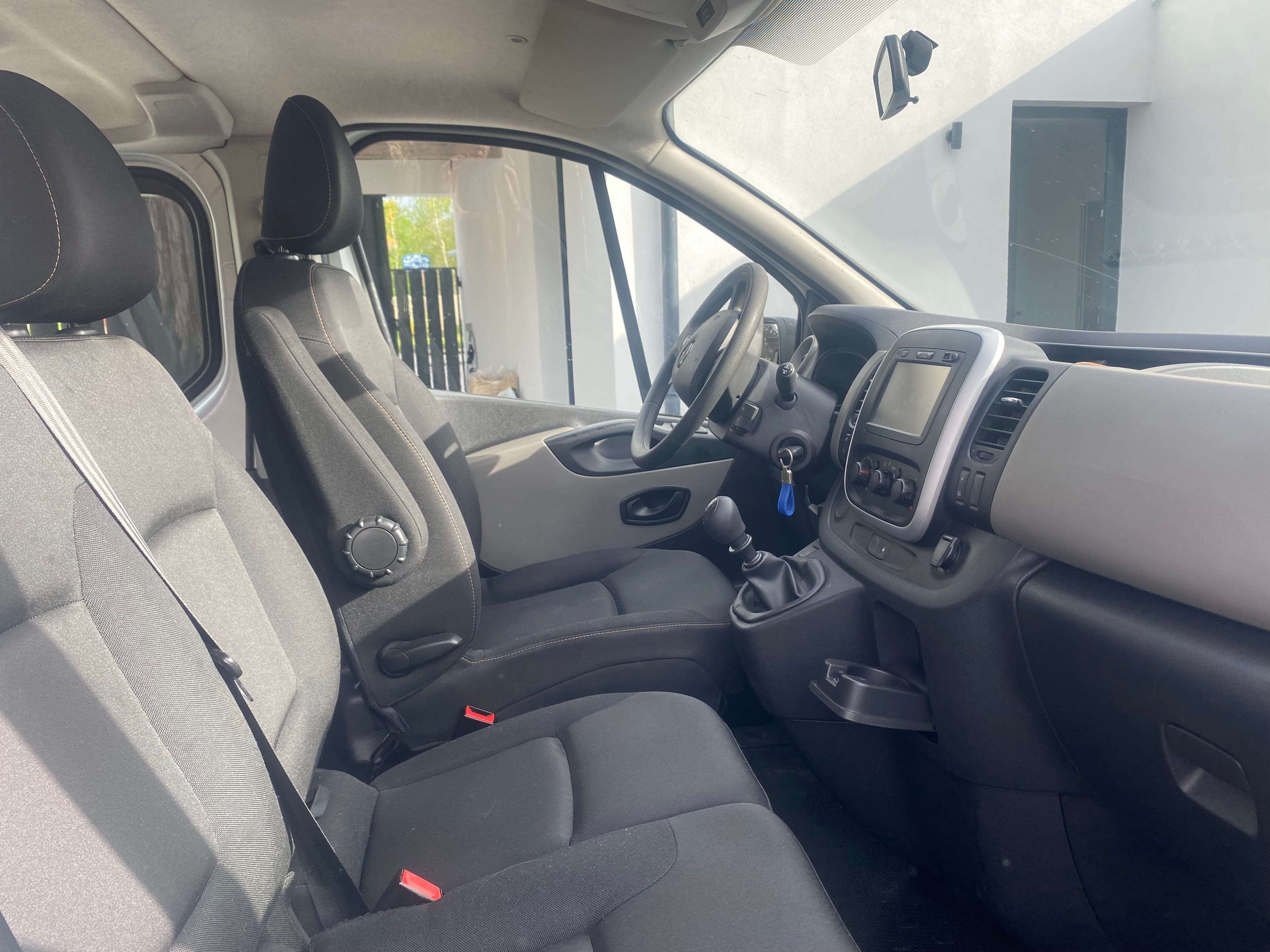 Renault Trafic Passenger avec Régulateur de vitesse