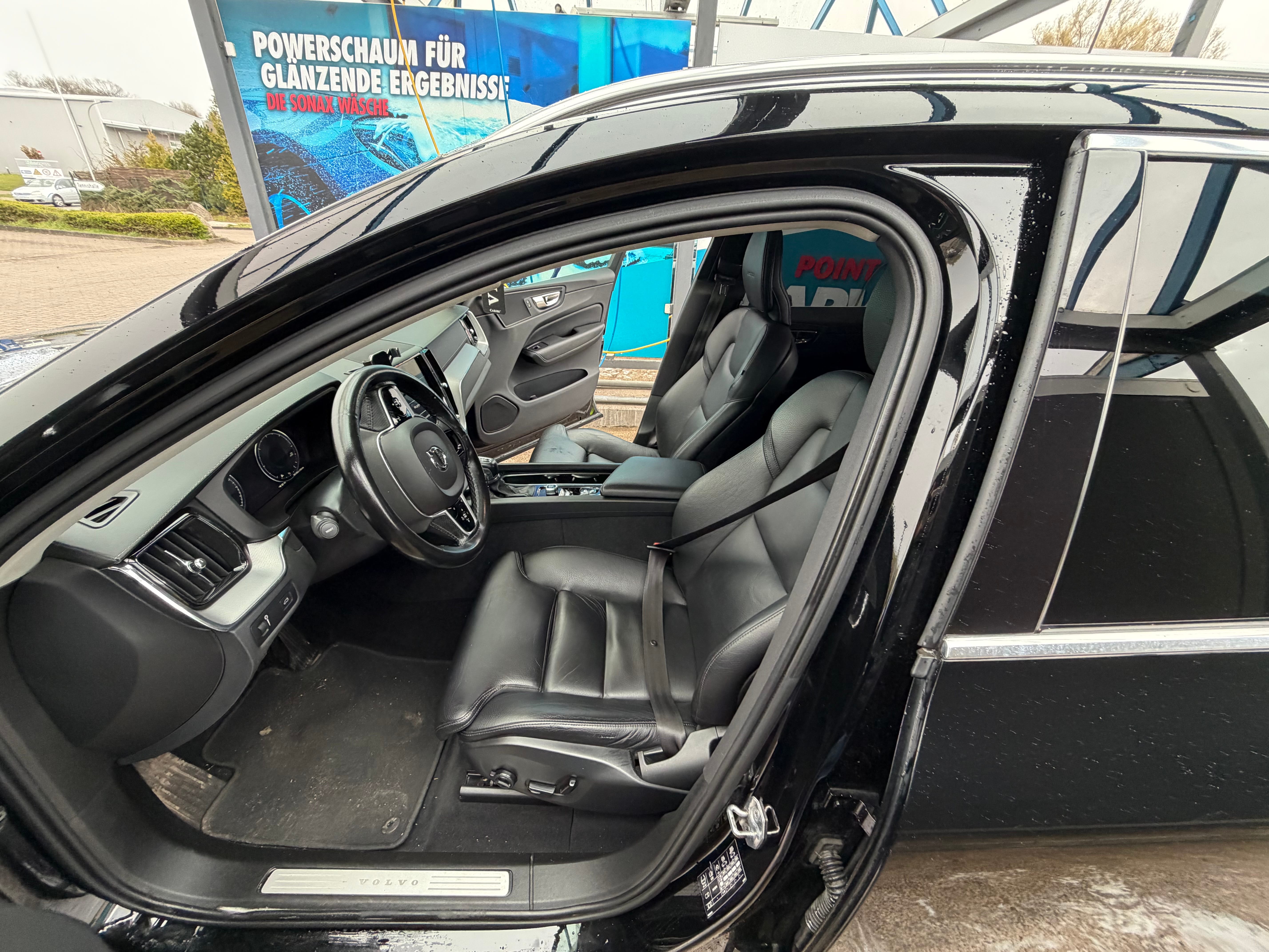 Volvo XC60 mit Dashcam