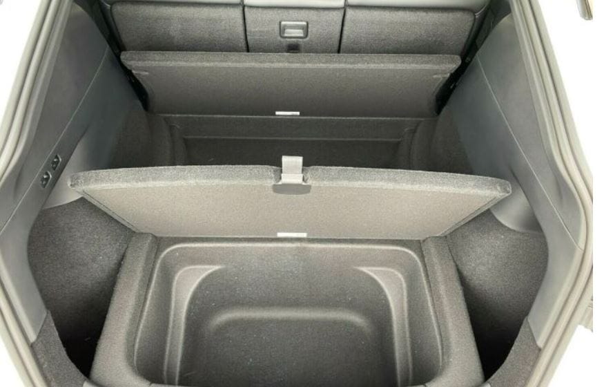 Tesla Model Y Long Range med GPS