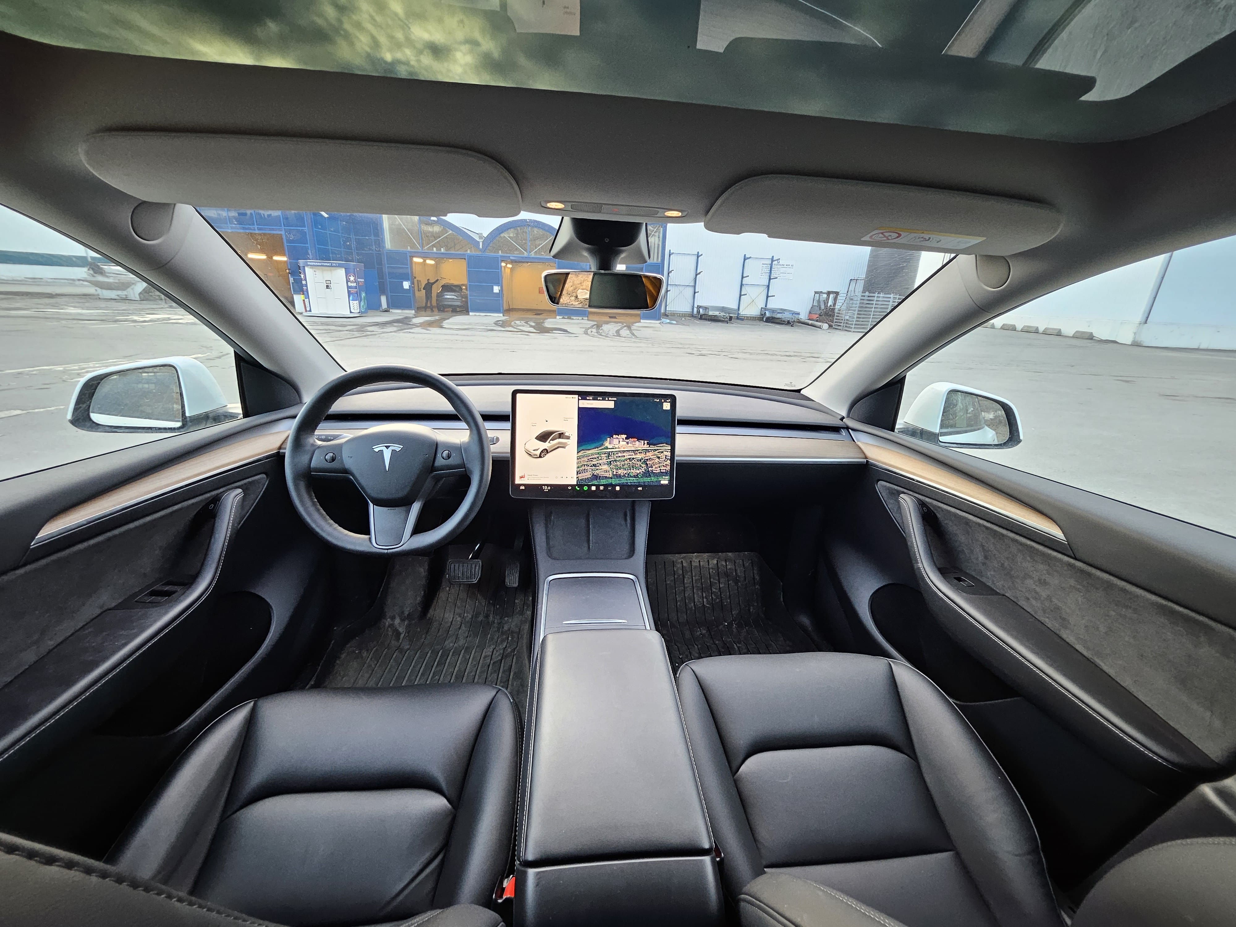 Tesla Model Y met Vierwielaandrijving
